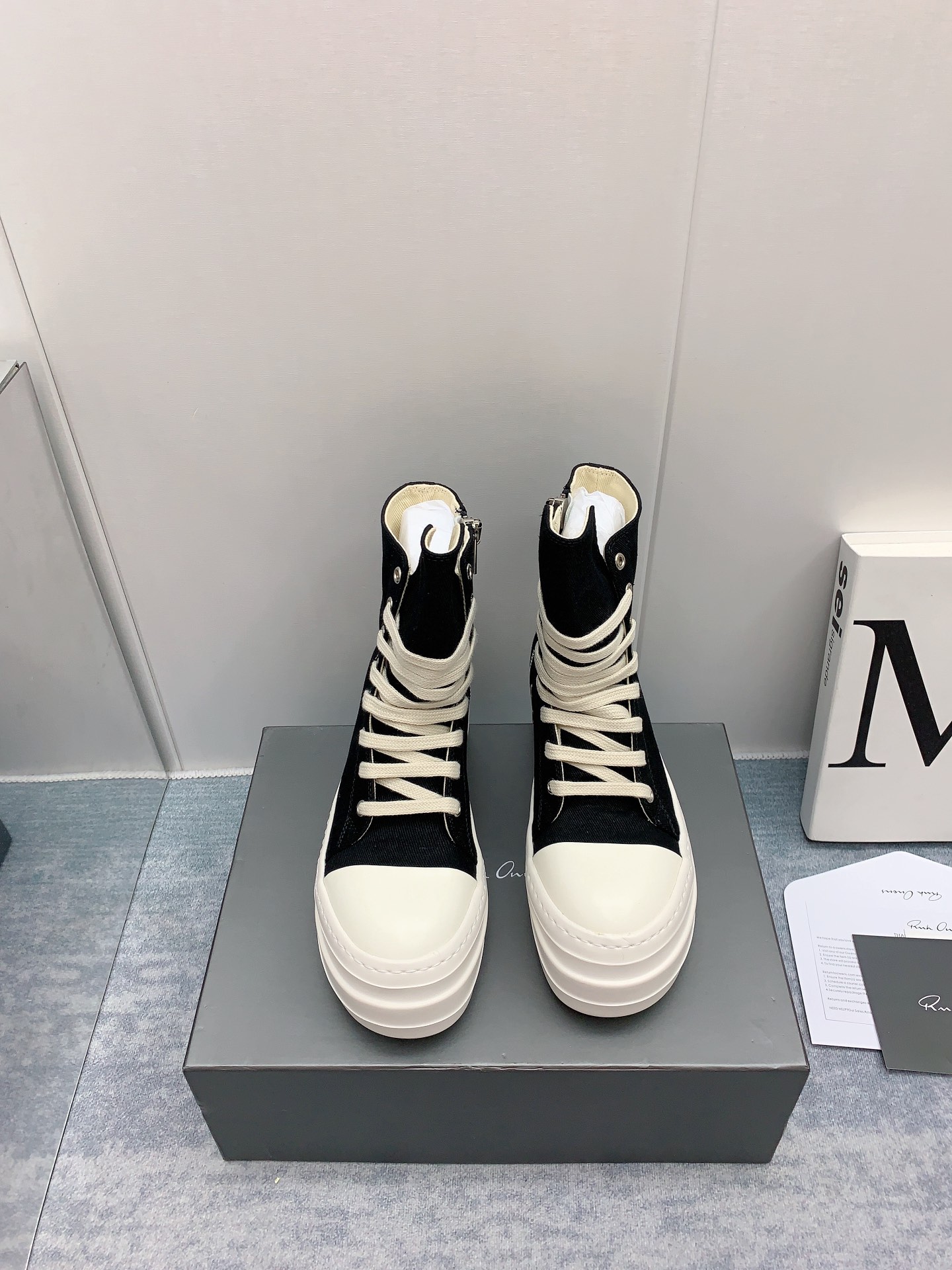 NO:789744,(Higher version) Rick Owens/Rick Owens Autumn new high-top thick shoelaces five-pointed star crazy straps pure cotton thickened shoelaces~~ fabric custom-made twill pure cotton cloth lining canvas outsole rubber sole milky bottom size 35-40 yards (40 customized non-refundable), casual shoes/sports shoes, sneakers19860909（高版本）  瑞克.欧文斯 /Rick Owens 秋季新款高帮粗鞋带五芒星疯狂绑带纯棉加粗加款鞋带~~ 面料定制斜纹纯棉布 内里帆布 大底鞋底为橡胶底奶香底 码数35-40码（40定做不退换）,休闲鞋/运动鞋,sneakers,Women's Shoes