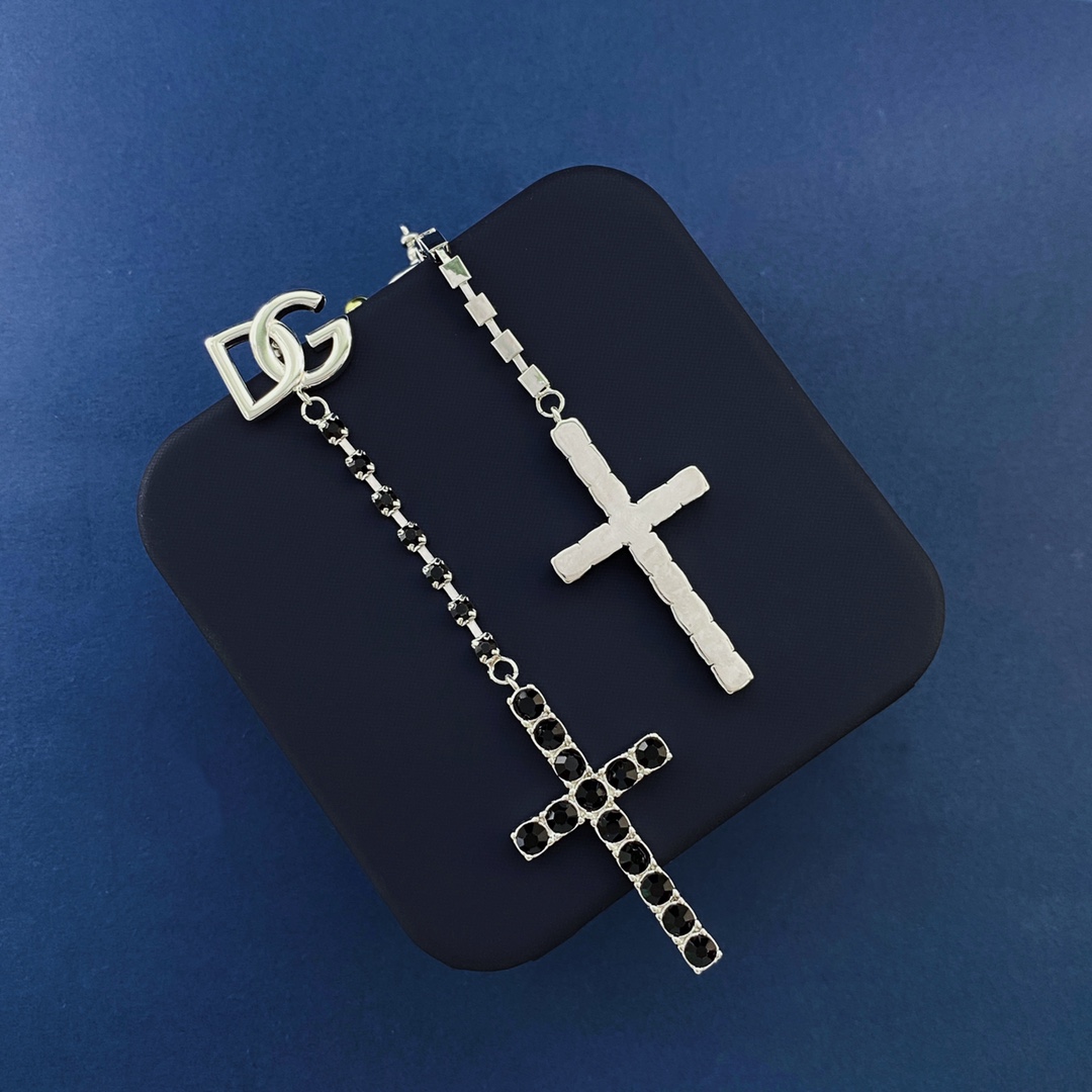 DG Letter Brass Earrings with Long-Term Plating: Size 10.5 cm. - 图片 6