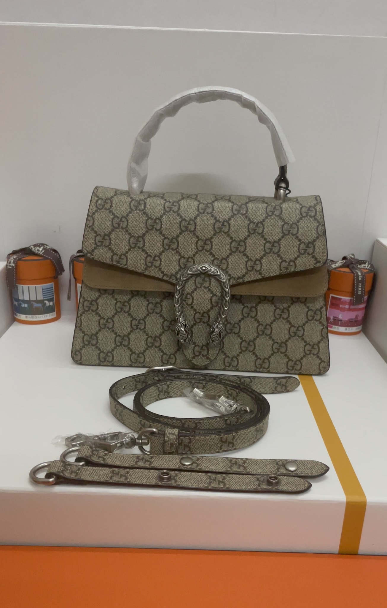 Gucci Crossbody & Shoulder Bags