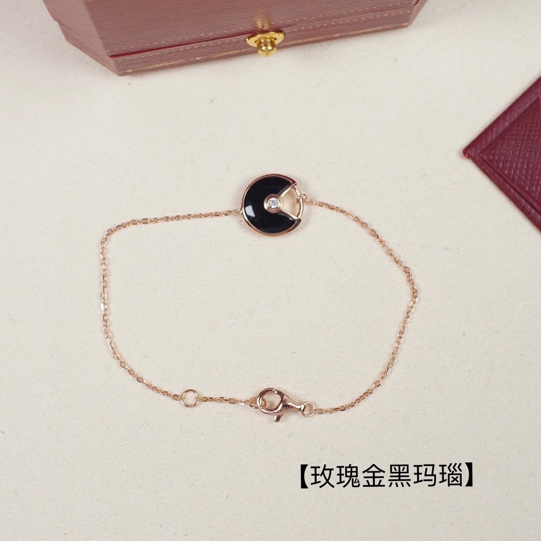 【Amulette de cartier系列卡地亚护身符手链】
Z一万三千八,认准真正购入珠宝类Z的,可