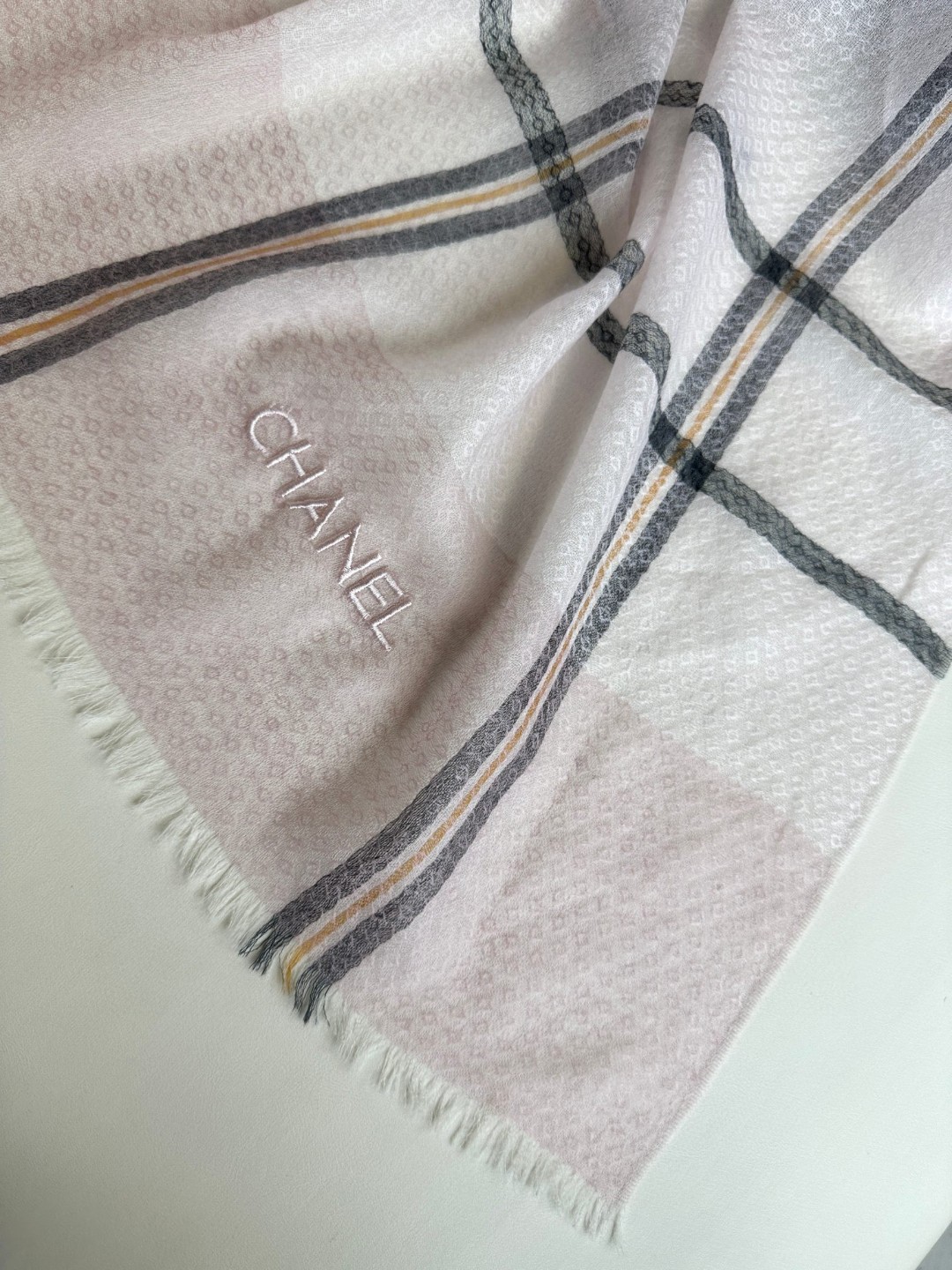 CHANEL 【字母标志】格子羊绒围巾