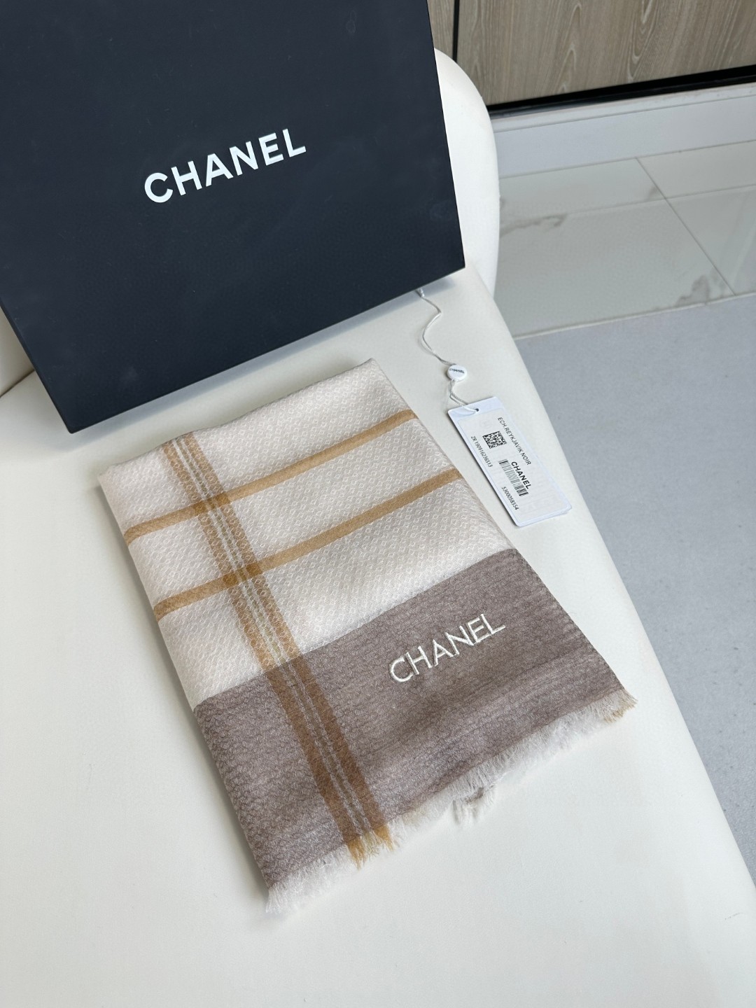 CHANEL 【字母标志】格子羊绒围巾