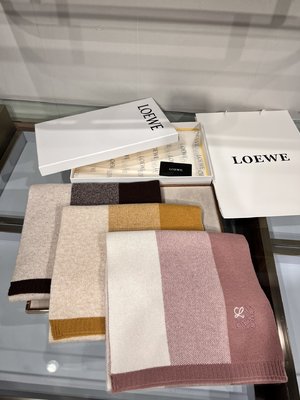 Loewe Scarf Unisex Cashmere Knitting Spring Collection