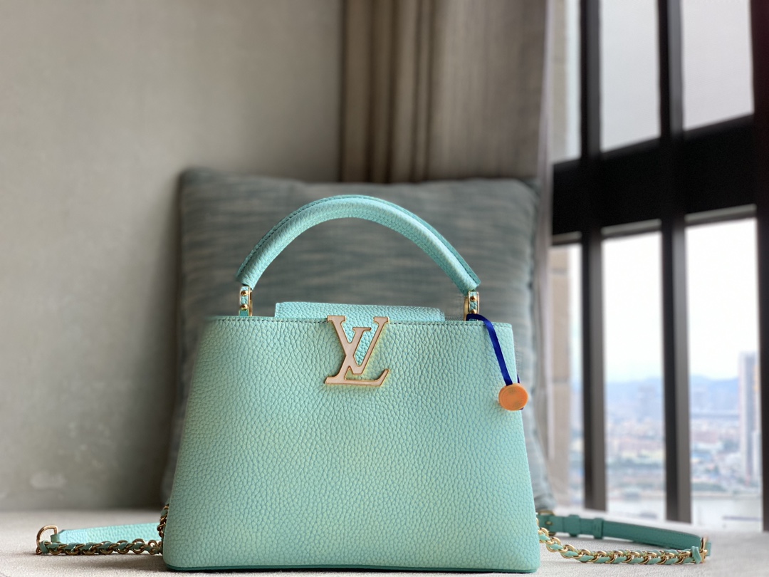 Louis Vuitton Purchasing agent for high-quality original cowhide leather