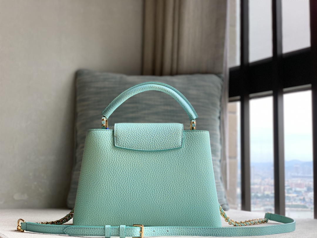 Louis Vuitton Purchasing agent for high-quality original cowhide leather