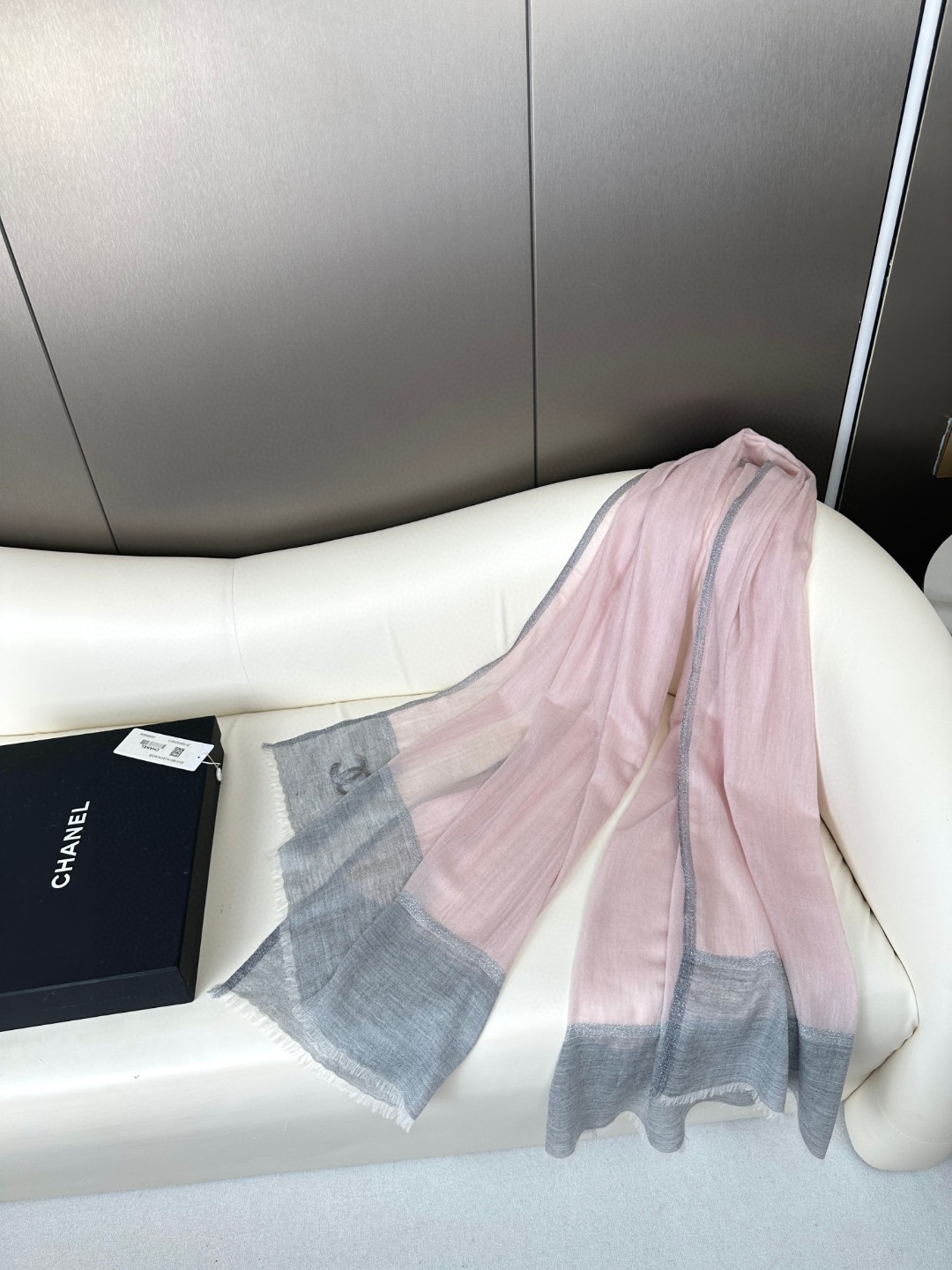 CHANEL 2023年最新色系羊绒长巾