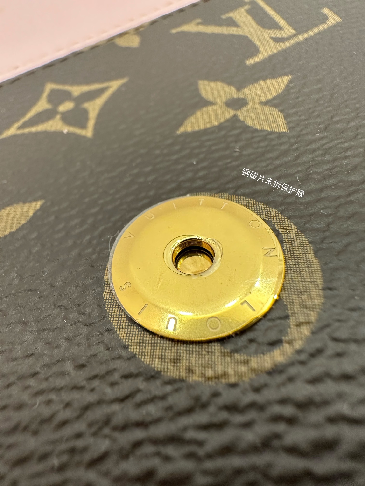 独家首发型号特正版M67405品质全面再次升级专柜同步电子芯片内码新礼盒礼品袋保护纸铜版电子标签合格证皮
