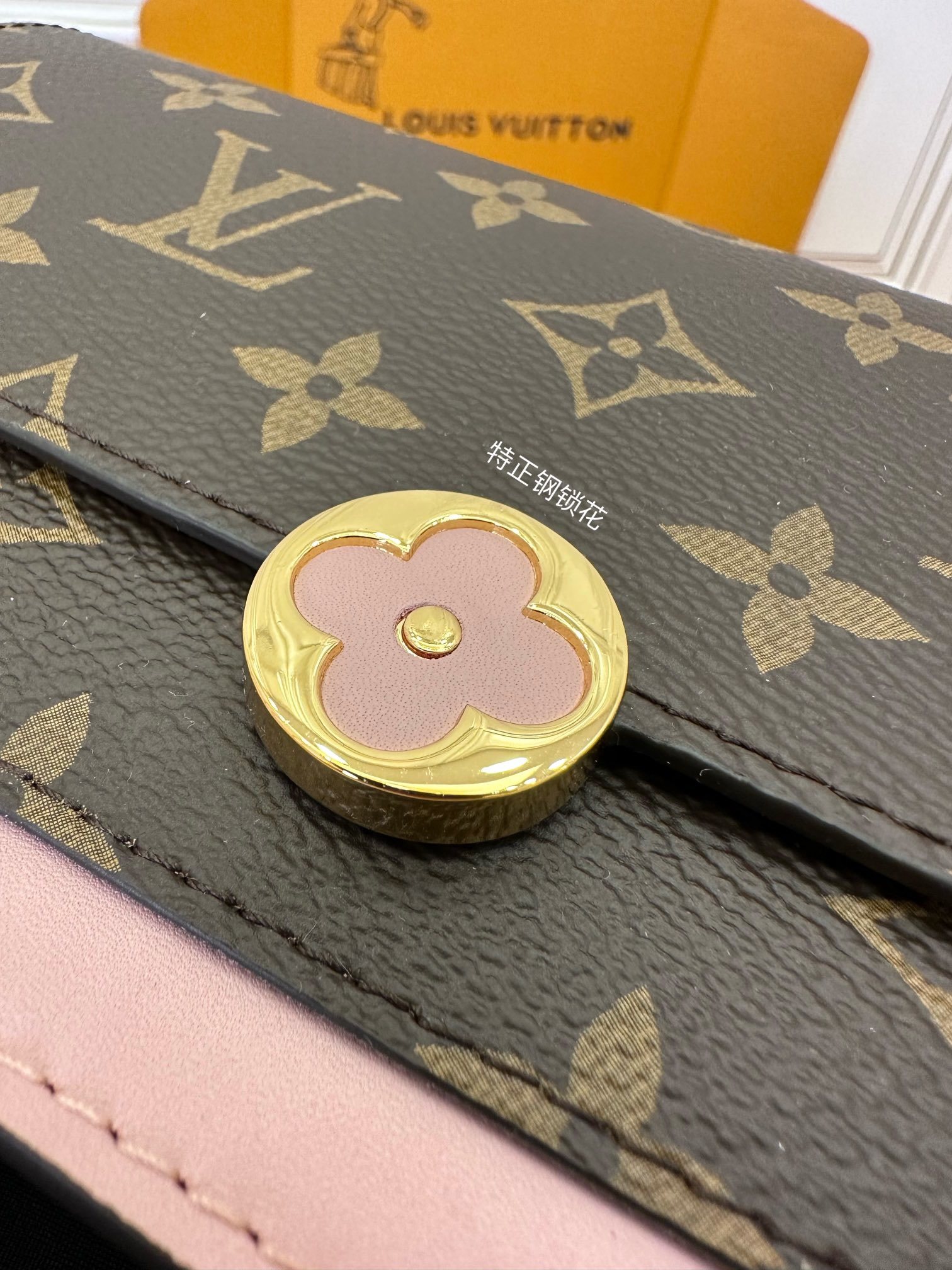 独家首发型号特正版M67405品质全面再次升级专柜同步电子芯片内码新礼盒礼品袋保护纸铜版电子标签合格证皮