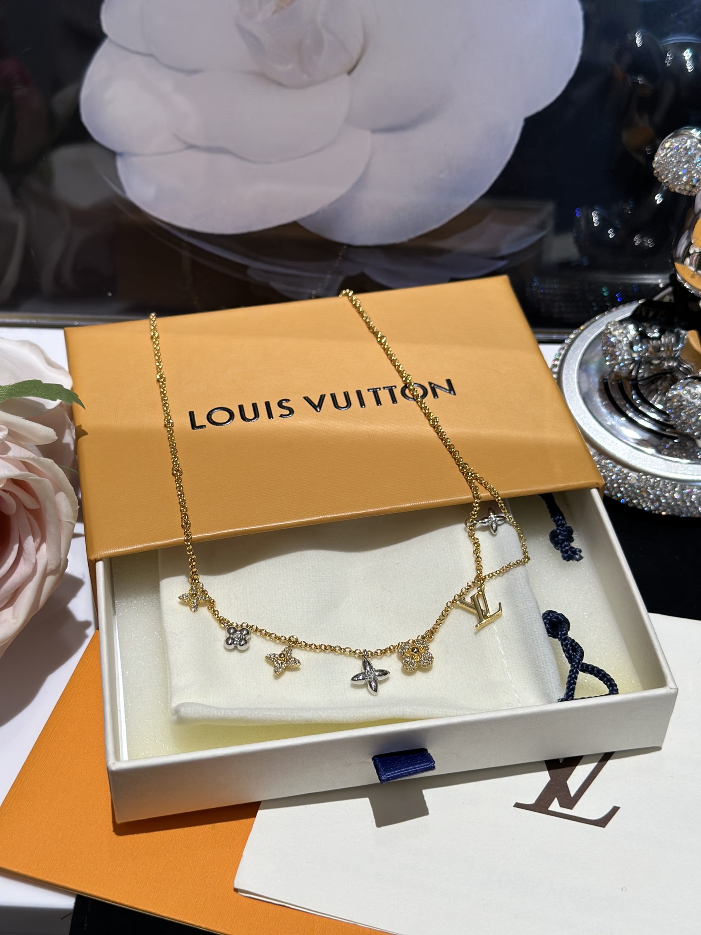 Louis Vuitton Haute Joaillerie Fine Jewelry Earrings Necklace Ring 6