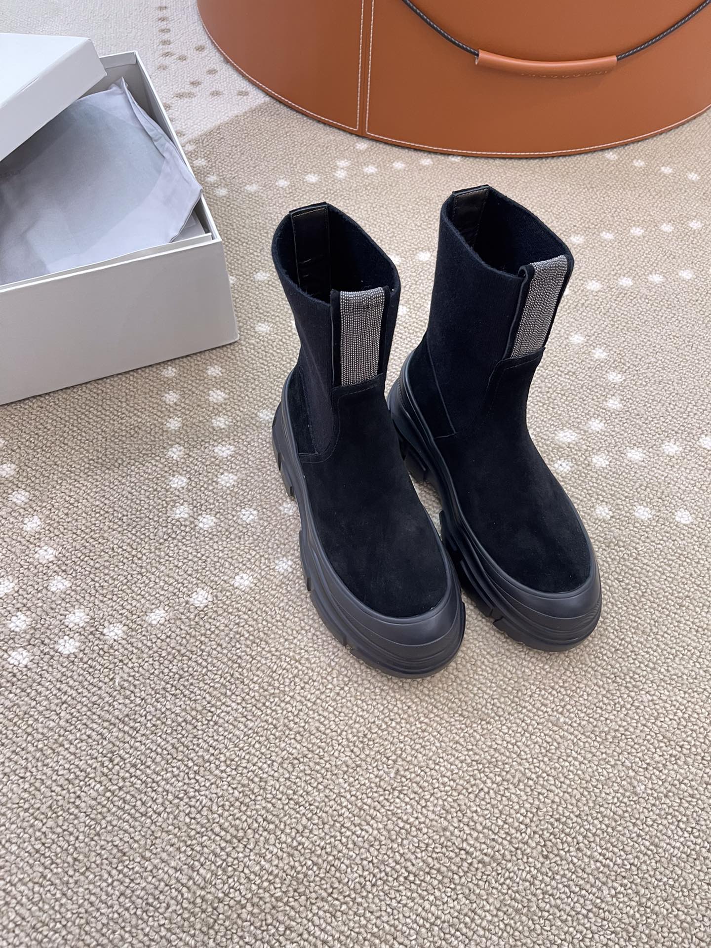 Brunello Cucinelli Short Boots Found Replica
 Beige Grey Khaki Women Chamois Rubber Sheepskin Casual HD00460