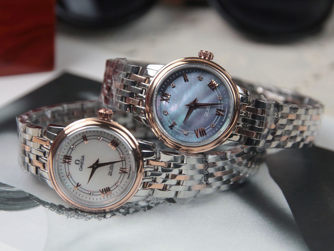 欧米茄蝶飞系列女款腕表