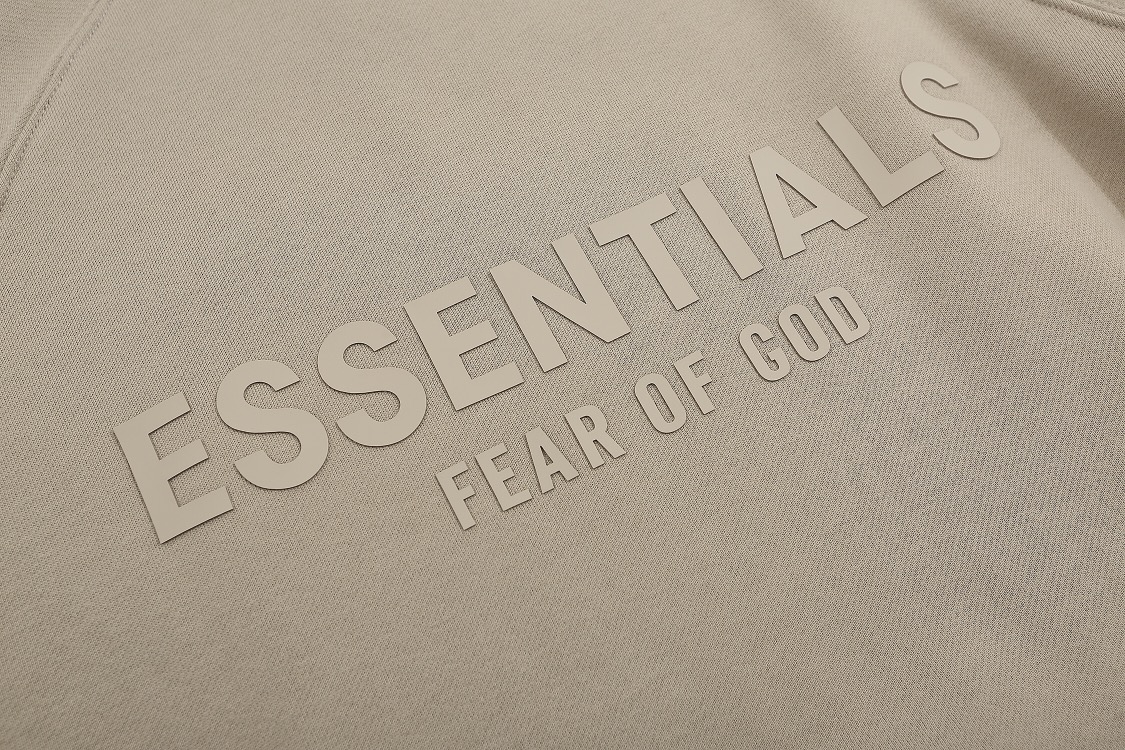 “Fear of God Round-Coloured Coats: New ESSENTIALS Collection Details” - 图片 6