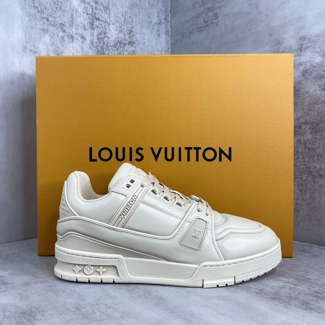 Louis Vuitton 新款上架 Louis Vuitton 23S走秀款 Trainer面包运动鞋 Louis vuitton 路易威登2023年男装秋冬走秀款