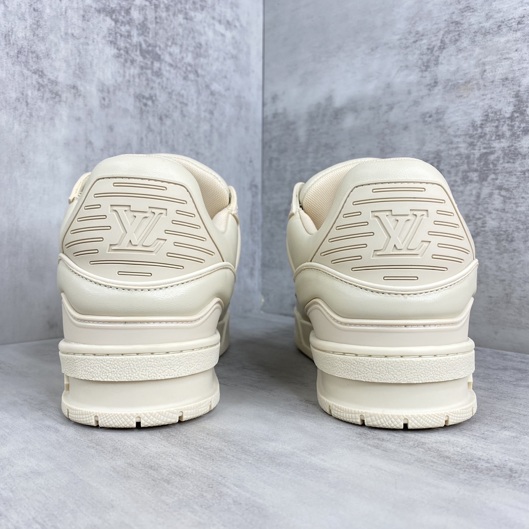 Louis Vuitton 新款上架 Louis Vuitton 23S走秀款 Trainer面包运动鞋 Louis vuitton 路易威登2023年男装秋冬走秀款