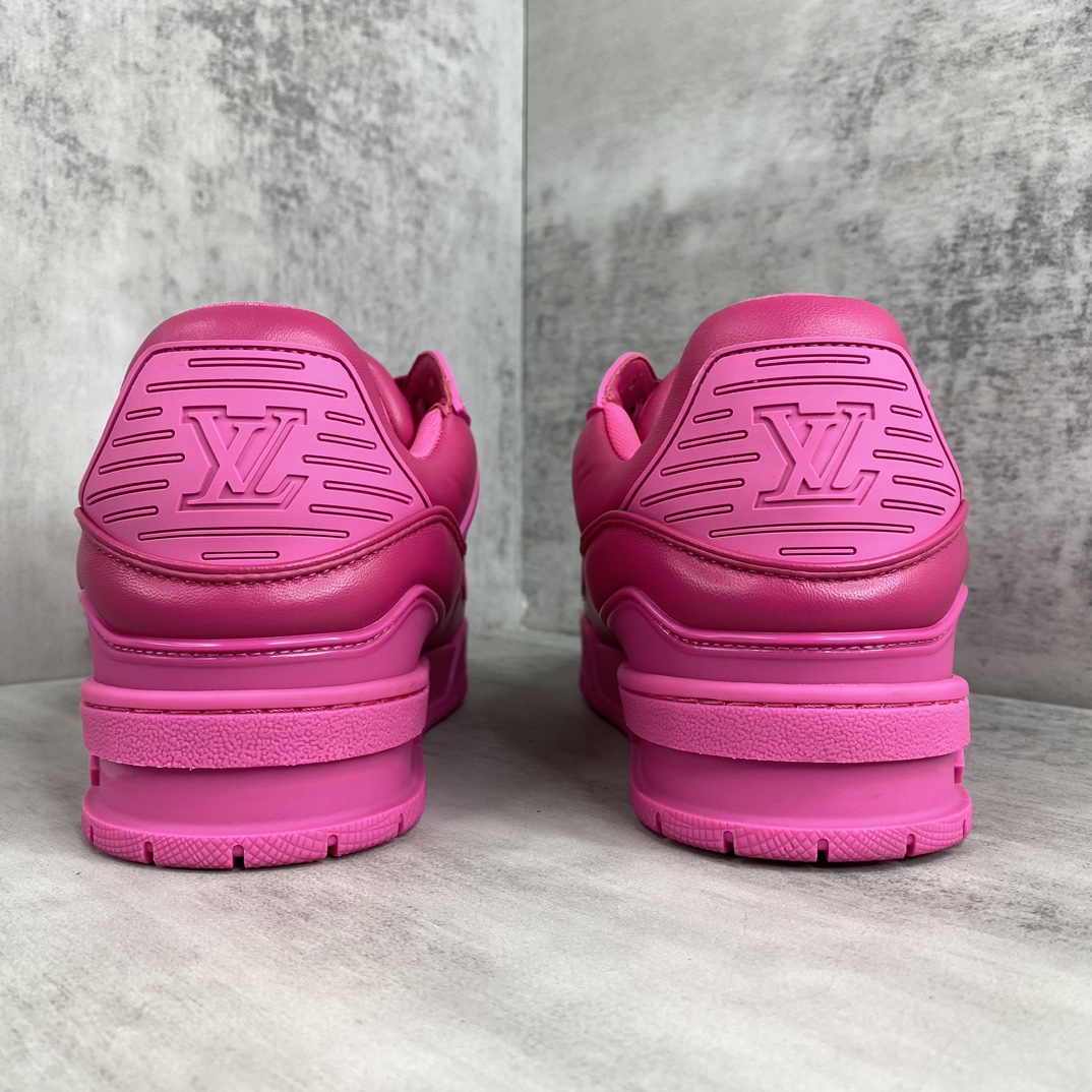 Louis Vuitton 新款上架 Louis Vuitton 23S走秀款 Trainer面包运动鞋 Louis vuitton 路易威登2023年男装秋冬走秀款