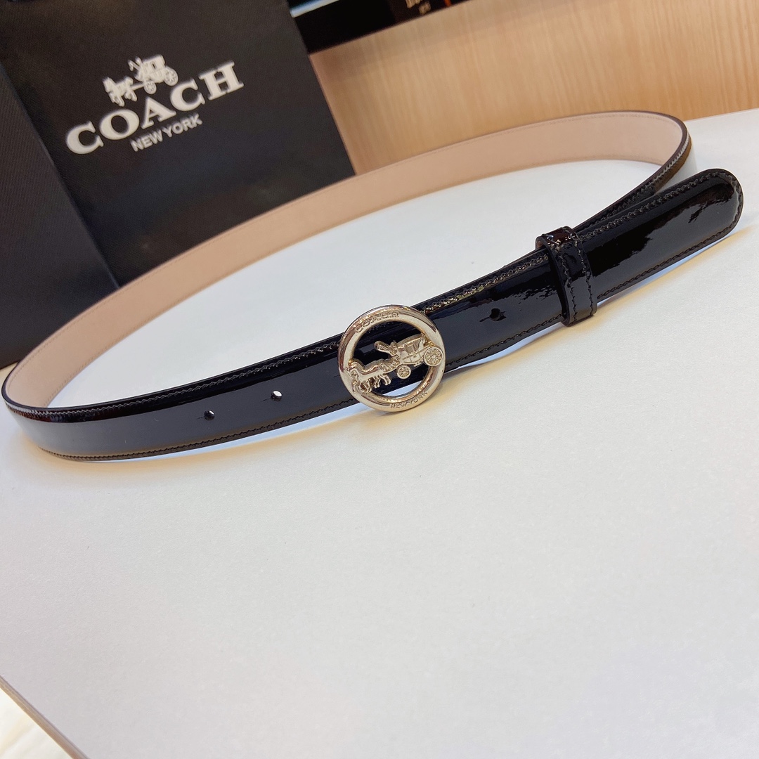 Stylish 2.5cm Wide Prosthetic Quest Coach 2023 with Refined Design and Five Buttons