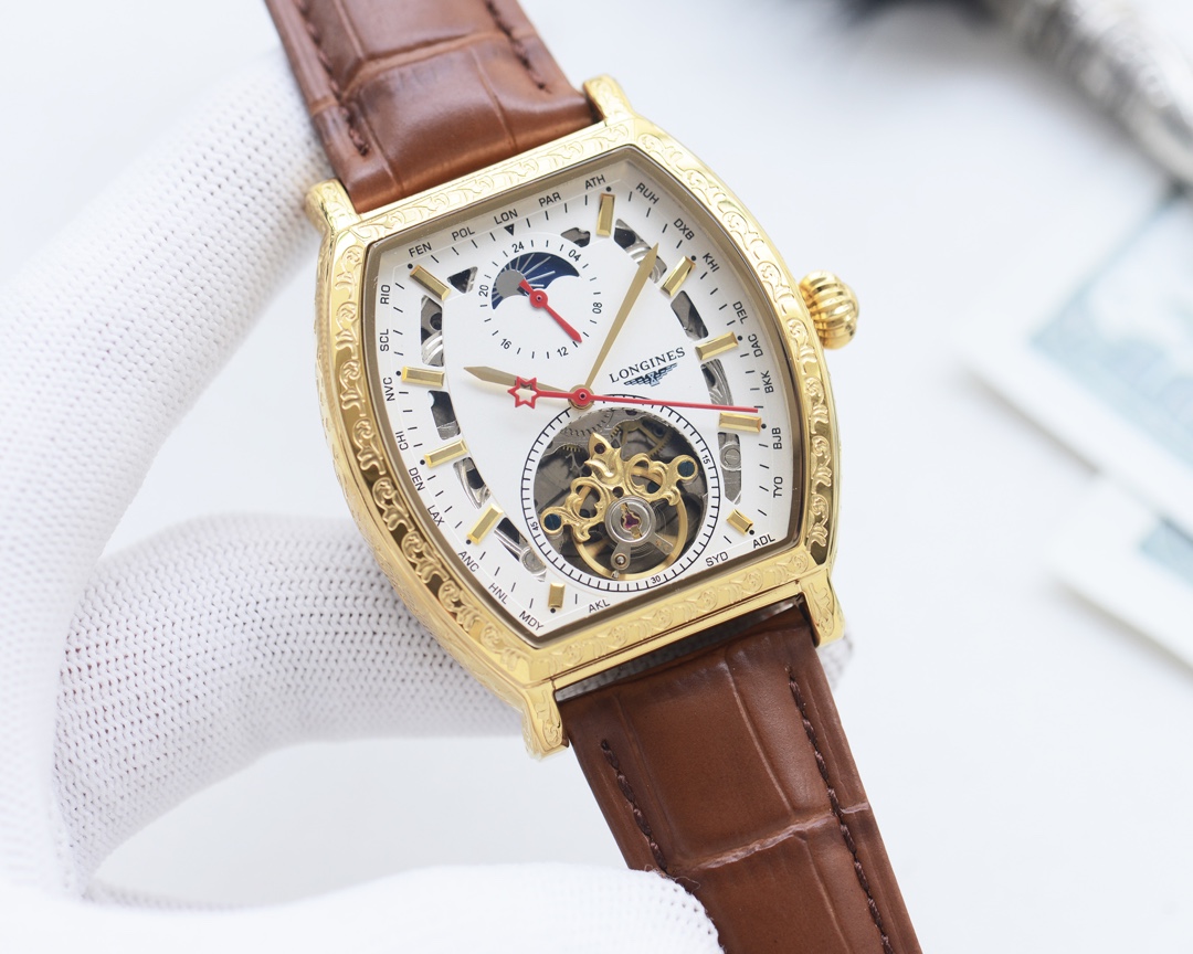 尊享价：550
品牌：浪琴-Longines🏅🏅
类型：男士腕表🎉🎉
壳套：顶级版316精钢L
表带：进口小牛皮表带
机芯：西铁城机械机芯⚙️
镜面：矿物质防刮镜面玻璃
尺寸：直径42mm厚12mm

🍷精致传承真实效果，品质保证！
‼️优雅格调瞬间提摄男士魅力，更是品位与生活尊贵象征！