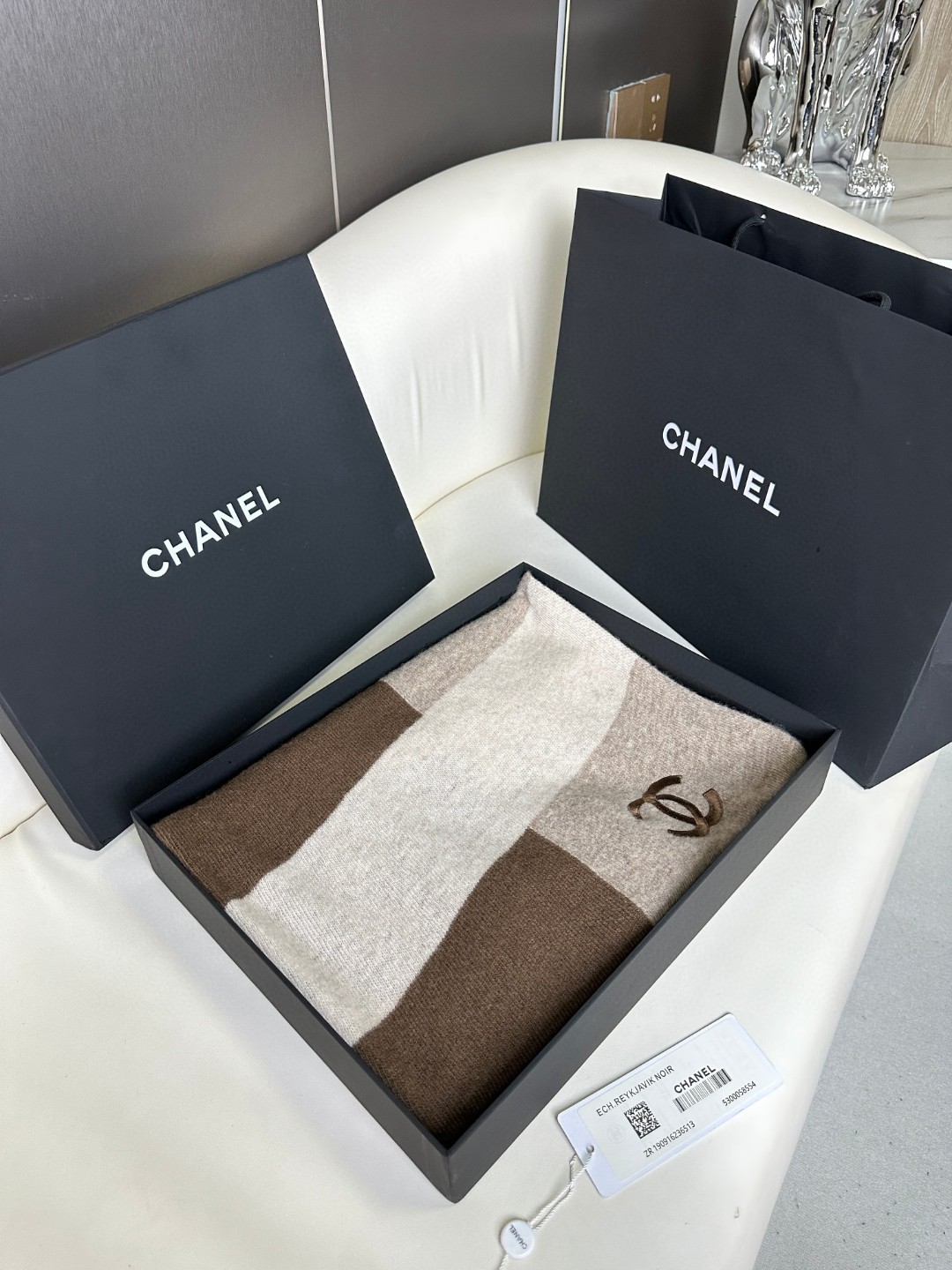 CHANEL 2023新款羊绒针织围巾