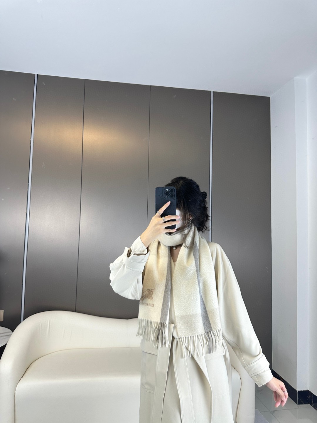 Burberry巴宝莉 经典战马Logo 山羊绒围巾