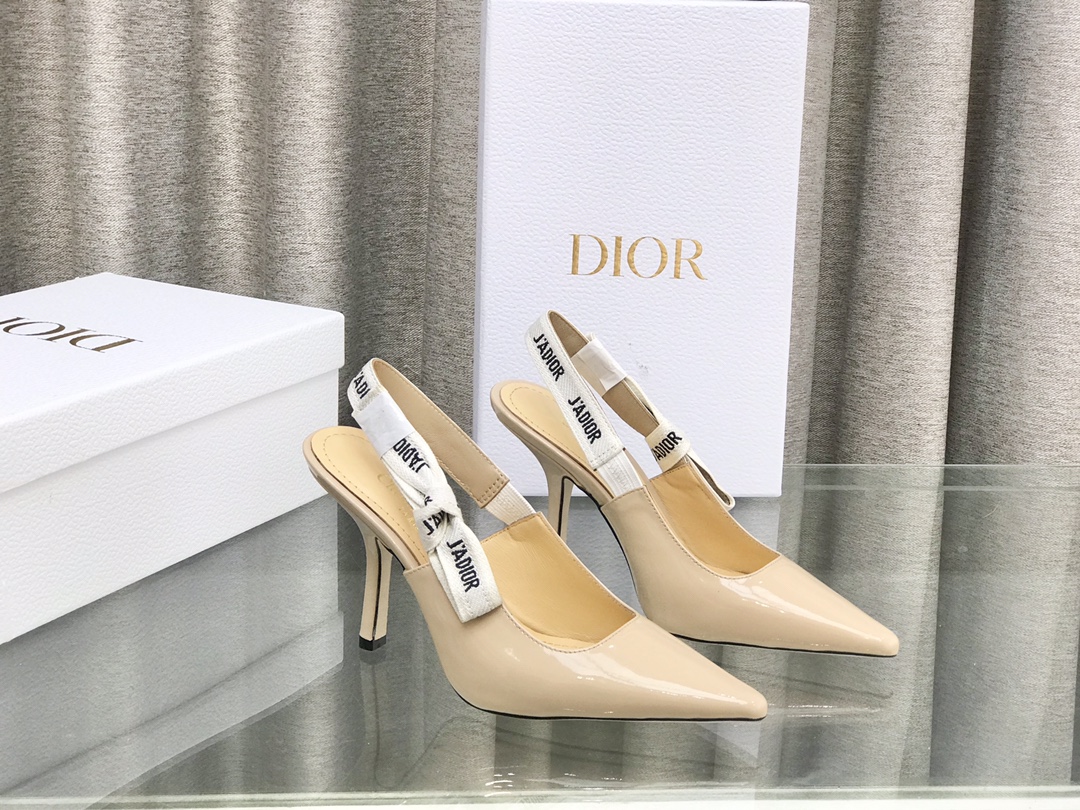 NO:497001,Leather surface [J'ADIOR sandals] Dior webbing letter logo high heel square toe sandals women's shoes original imported customized leather surface, imported sheepskin lining, original zero-gap letter webbing outsole Italian genuine leather outsole heel high flat/middle heel 6.5cm/high heel 9.5cm size35-39 (40 customization without return or replacement), sandals, dior, sandals, sheepskin, Leather soles19860909皮面【J'ADIOR凉鞋】Dior 织带字母logo高跟方头凉拖女鞋 面料原版进口定制皮面,进口羊皮内里,原版零差距字母织带 大底意大利真皮大底 跟高平底/中跟6.5cm/高跟9.5cm size35-39（40定制不退不换）,凉鞋,dior,sandals,sheepskin,Leather soles,Women's Shoes