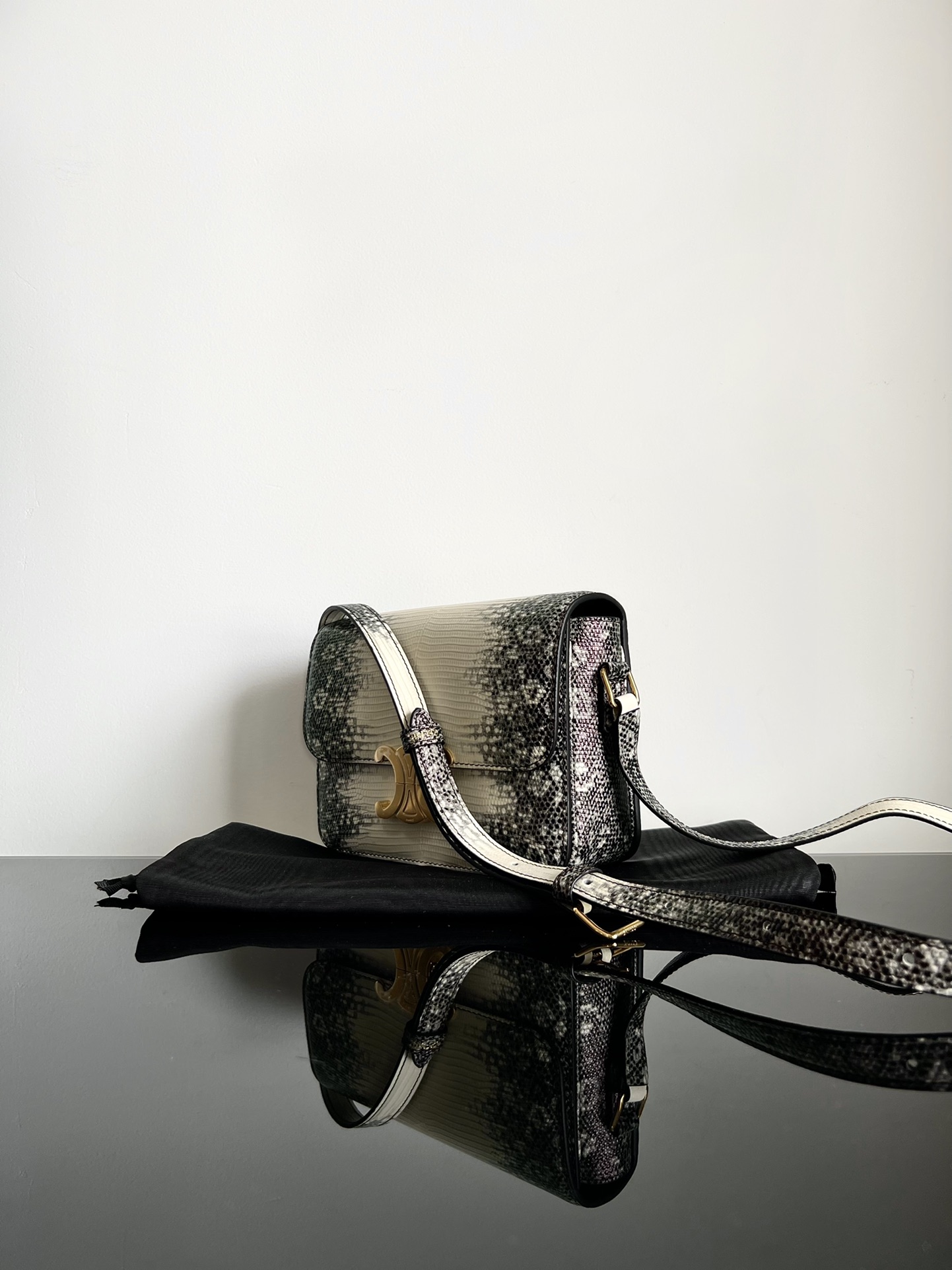High-end rare goods Celine teen Arc de Triomphe box armpit lizard pattern (imported cowhide pressed lizard pattern) with special grade all-steel