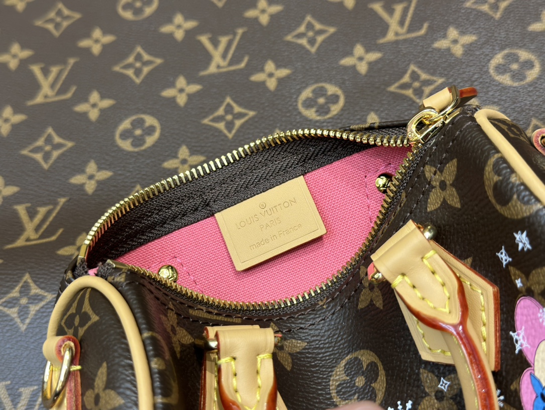 Valextra Classic Luxury Handbag Shoulder Crossbody Bag Ref 9