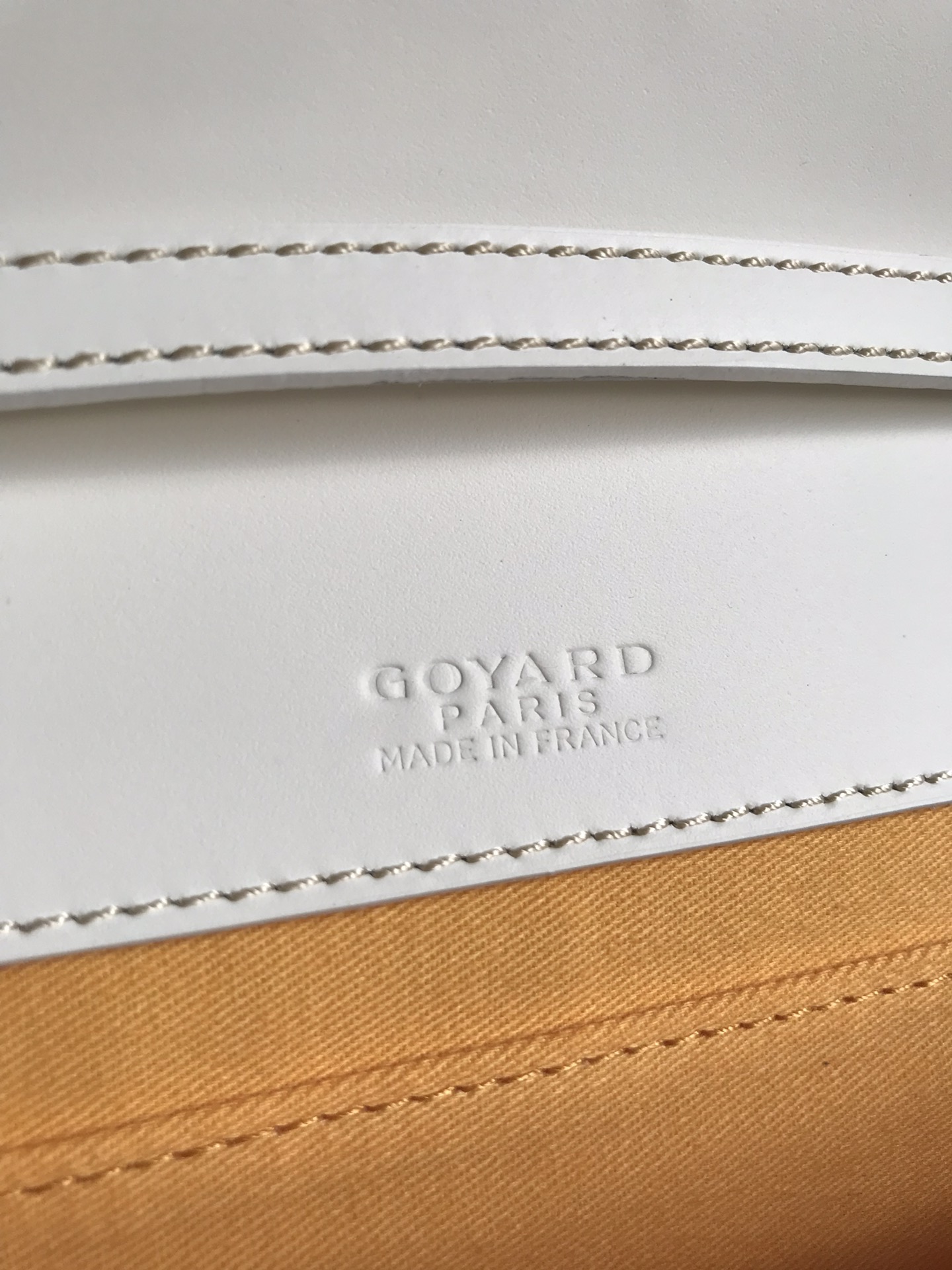 Goyard Monte-Carlo Clutch: Elegant Handbag with Detachable Strap 7 i1697364999 5890 5
