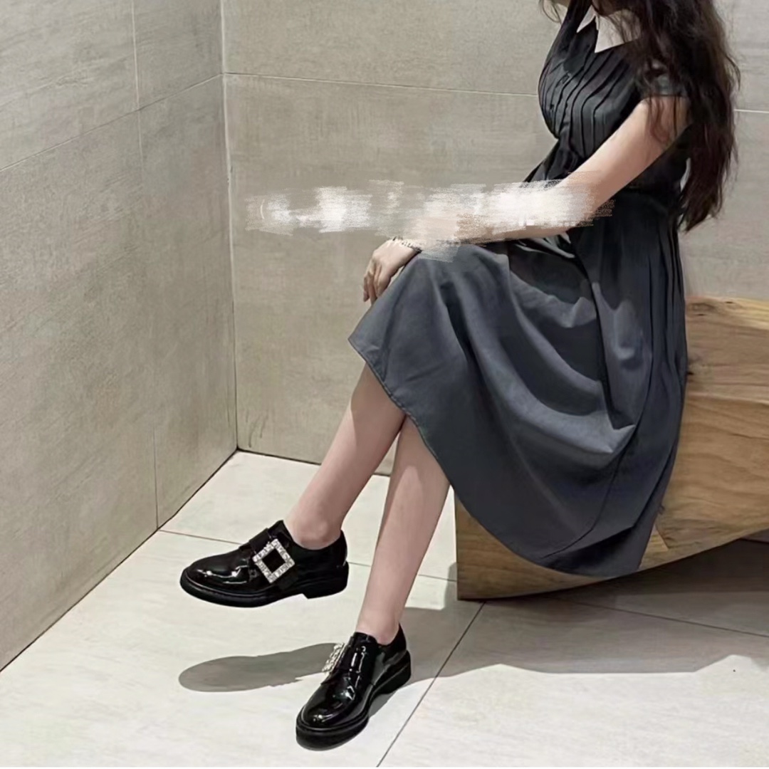 [Roger Vivier Women