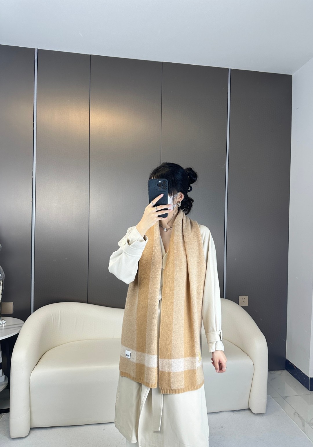 Burberry巴宝莉 2023新款针织围巾