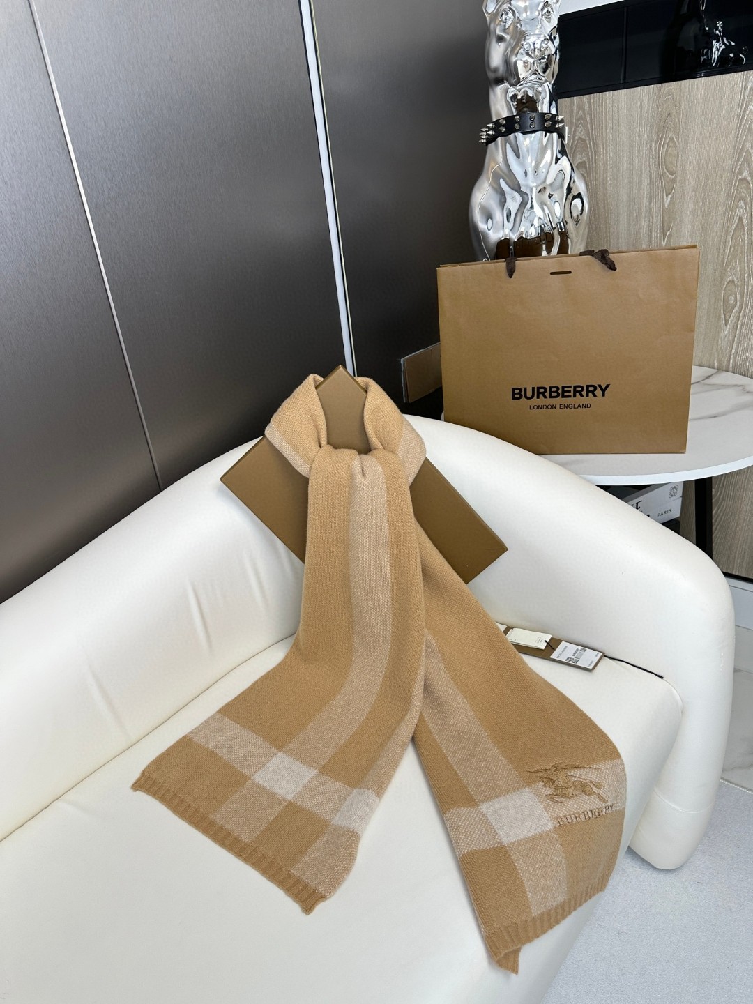 Burberry巴宝莉 2023新款针织围巾