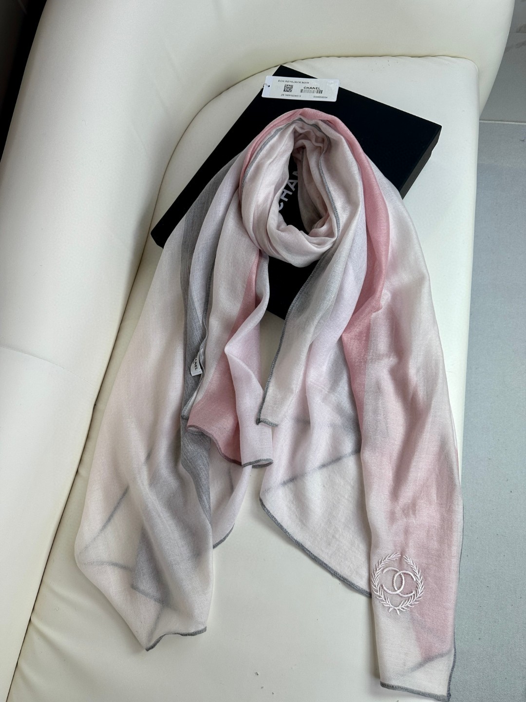 CHANEL 2023新款羊绒围巾