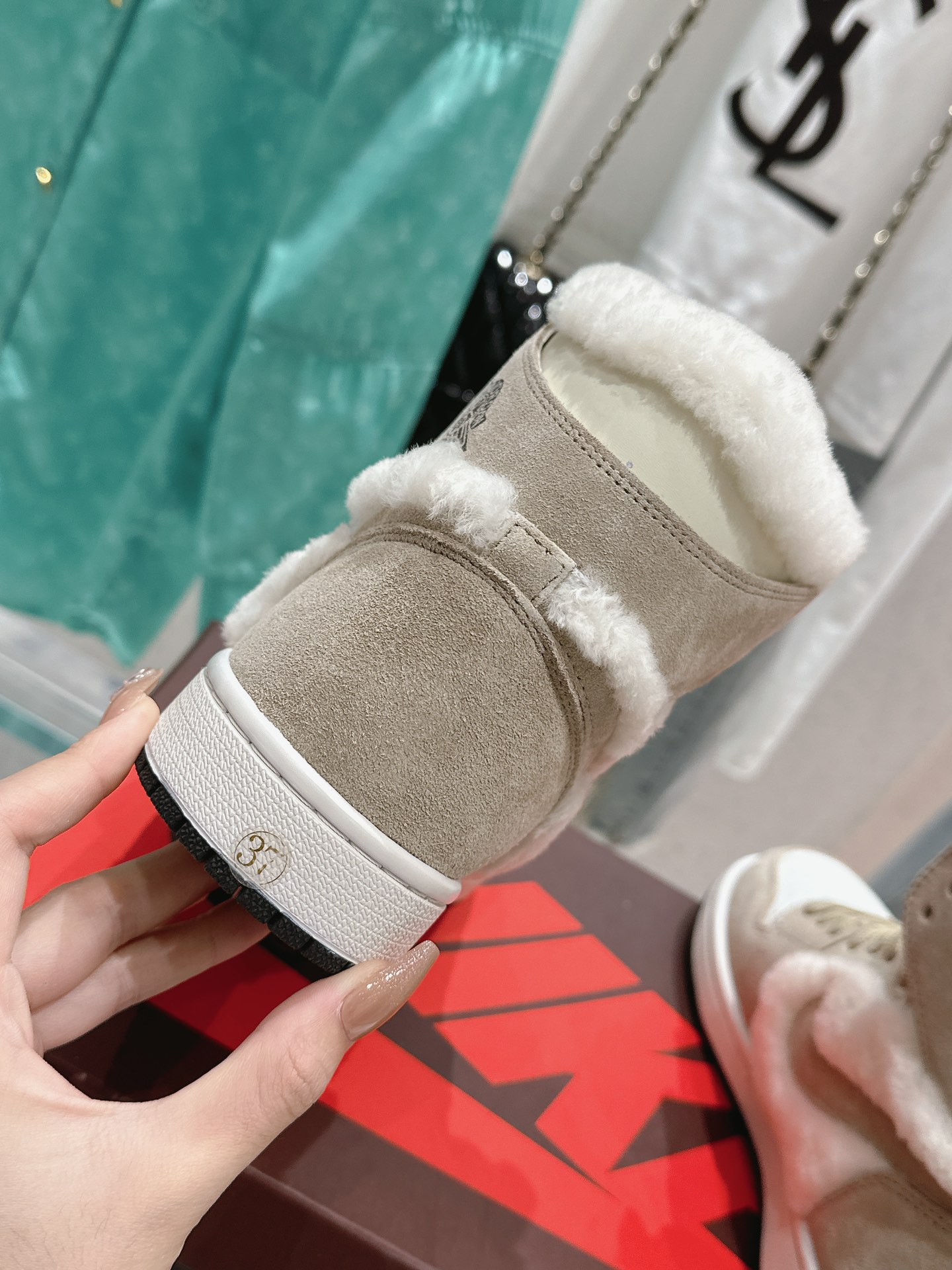 Nike x AJ Joint Venture: Top Quality Customized Leather Sneakers for Men and Women - 图片 8