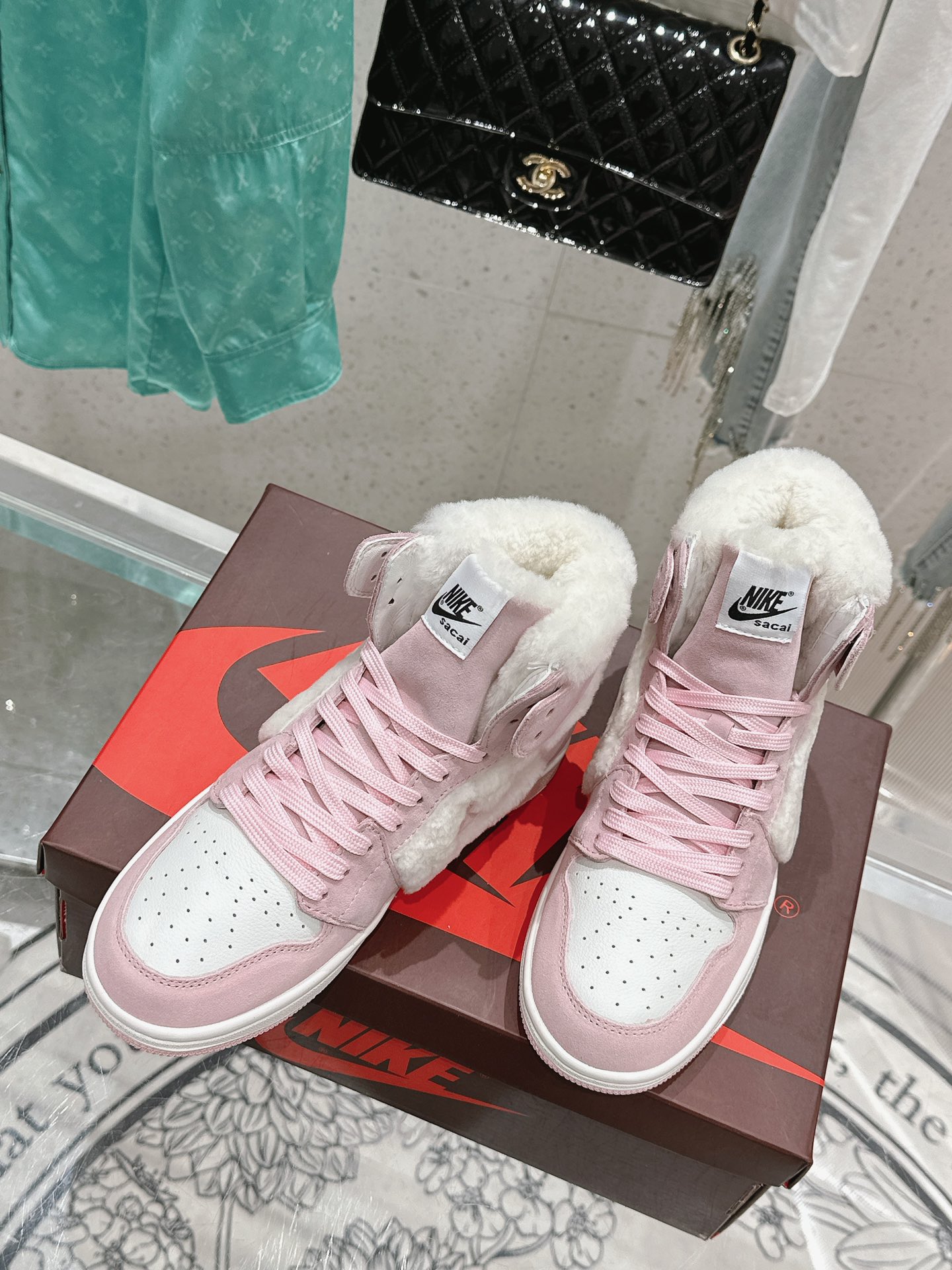 Nike x AJ Joint Venture: Top Quality Customized Leather Sneakers for Men and Women - 图片 4