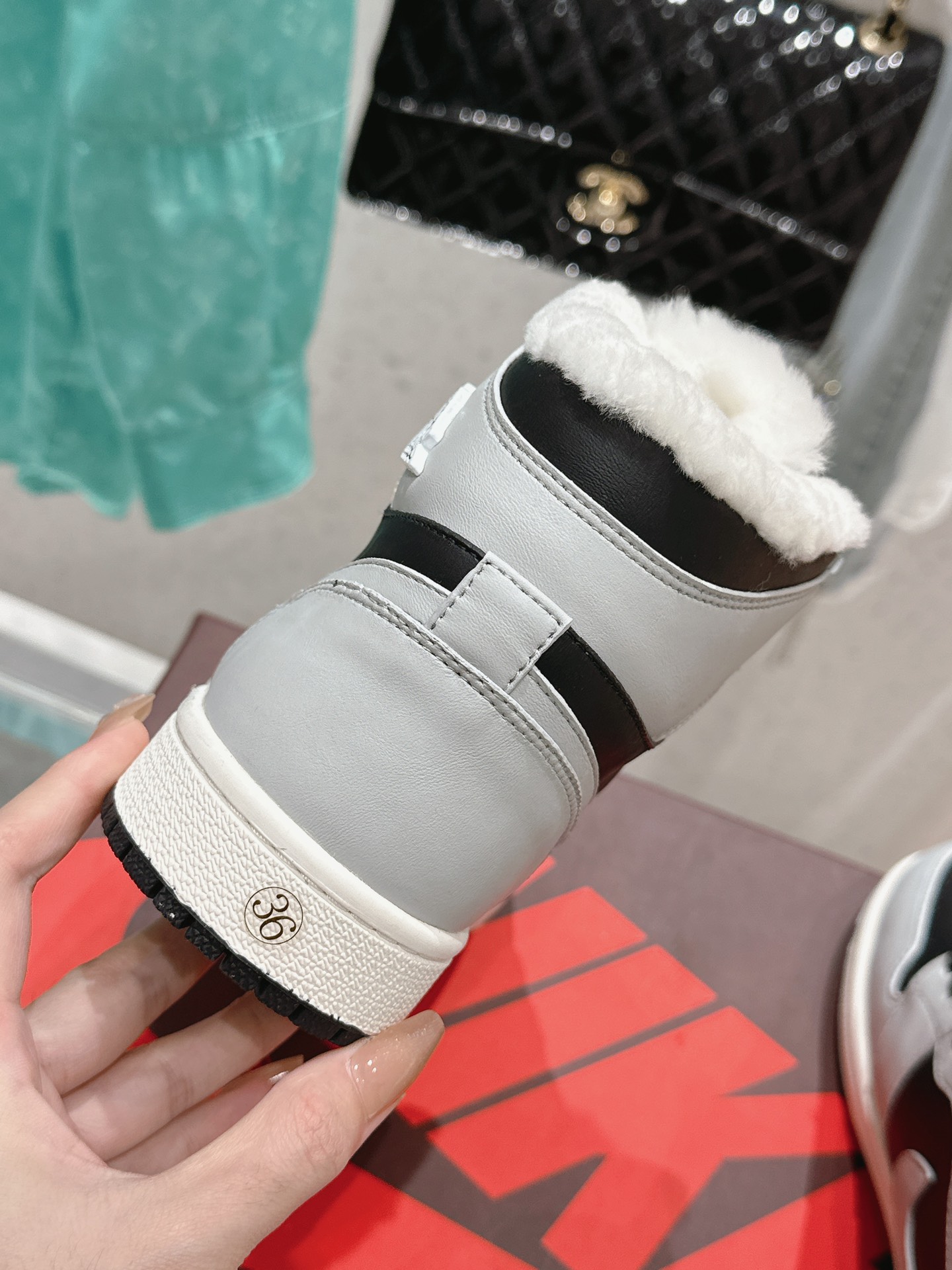 Nike x AJ Joint Venture: Top Quality Customized Leather Sneakers for Men and Women - 图片 7