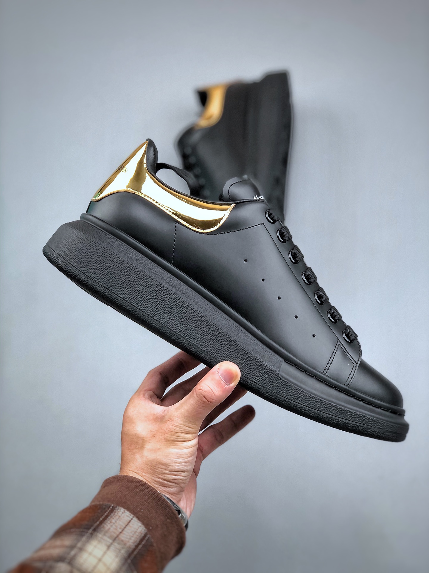 320 黑金滴胶全黑尾 丁细版本Alexander McQueen 麦坤纯原级别 麦昆Alexander McQueen sole sneakers