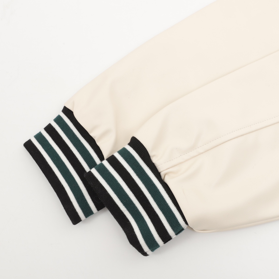 CELINE/Cyleen Big C Towel Embroidered Pelvis Jacket: Stylish and Versatile Fall/Winter Outerwear - 图片 6