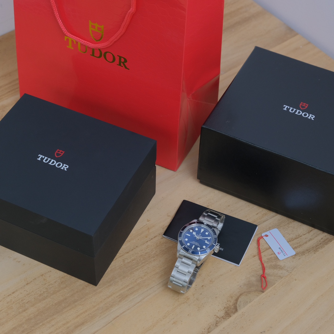 Часы Tudor