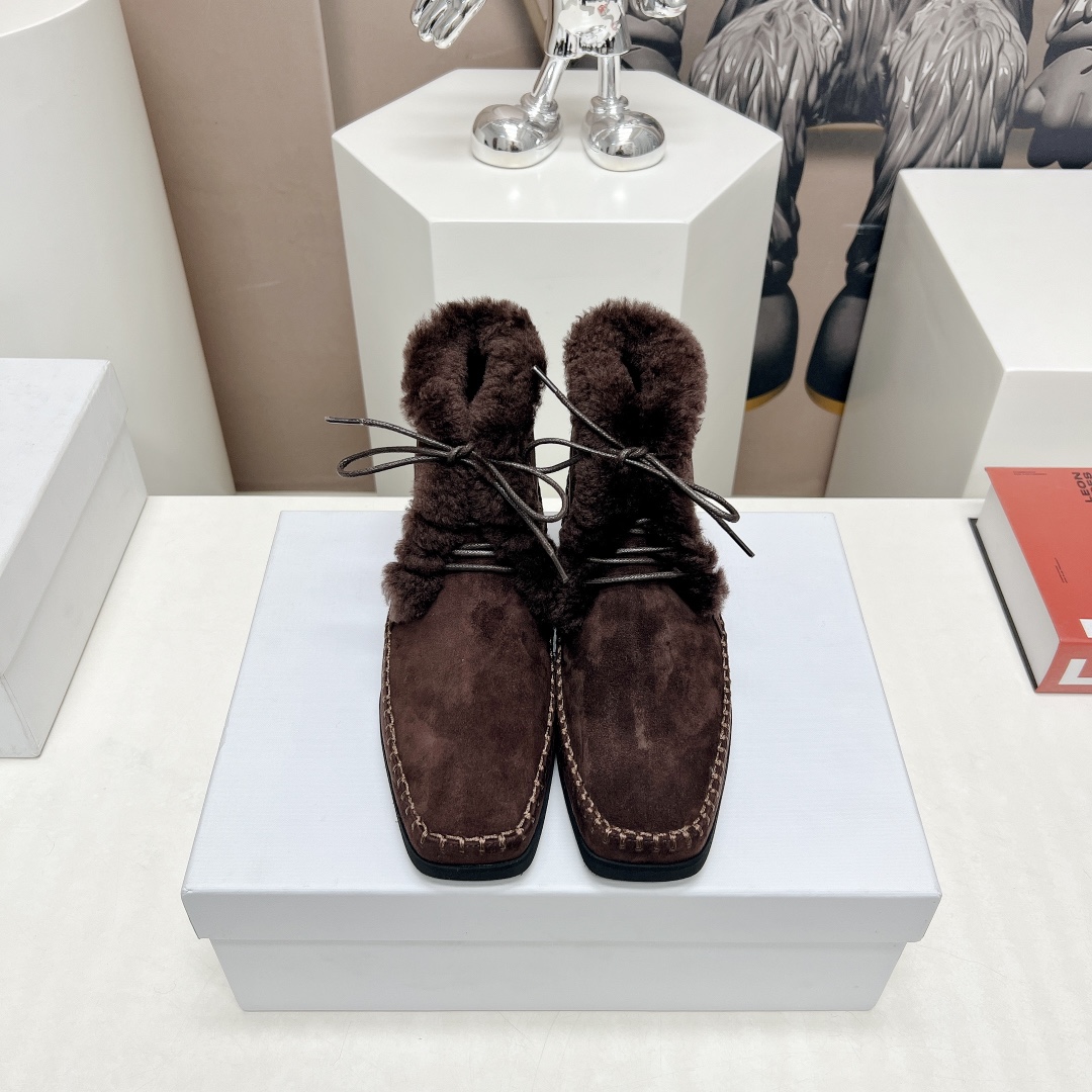 Toteme 2023 AW Recreational Shoe Series: Top Edition with Nordic Design - 图片 5