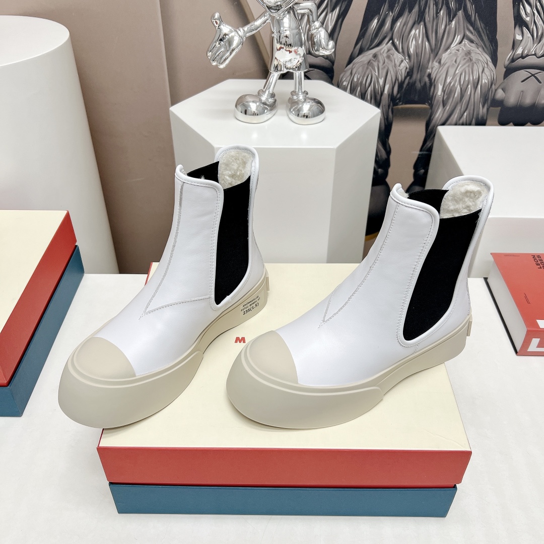 MARNIMA NI2023 Autumn Short Boots: Paris Fashion Show’s Latest Hit Trend - 图片 2