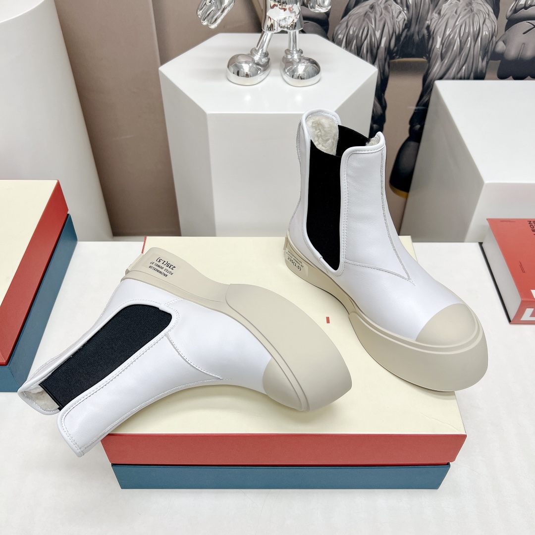 MARNIMA NI2023 Autumn Short Boots: Paris Fashion Show’s Latest Hit Trend - 图片 7