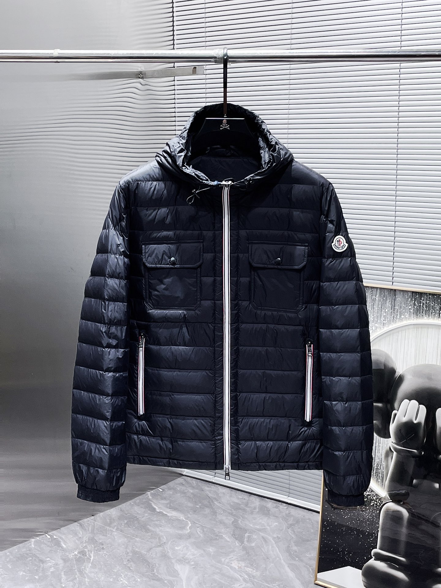 蒙口moncler2024秋冬新款连帽羽绒服外套爆款来袭品相超级好进口防风防雨面料软糯亲肤抗皱不沾灰立挺