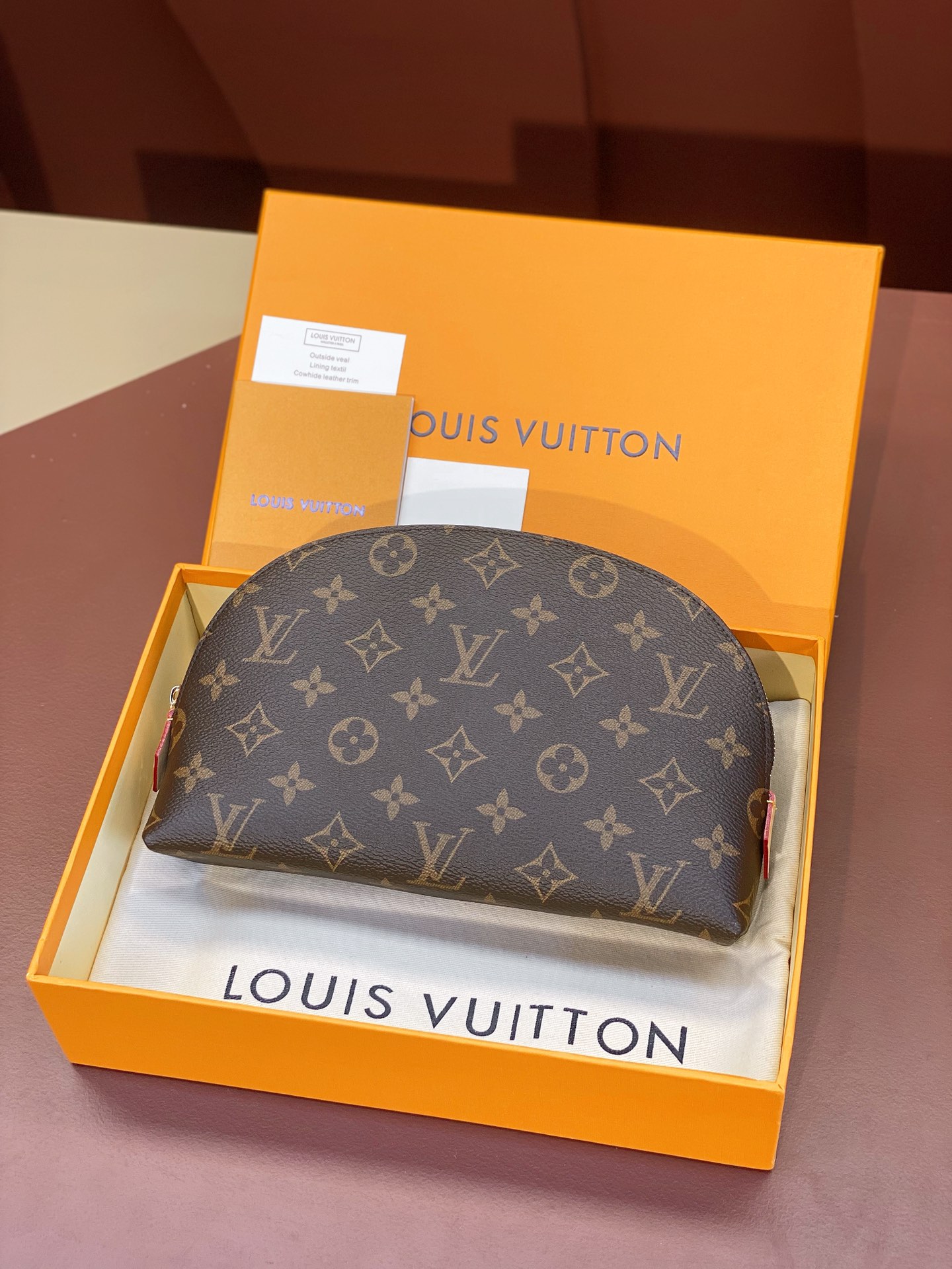 Hoe u replica kunt verkopen
 Louis Vuitton Tassen Cosmetica Tas Goud Monogram Canvas Katoen Koeienhuid Fashion M47353