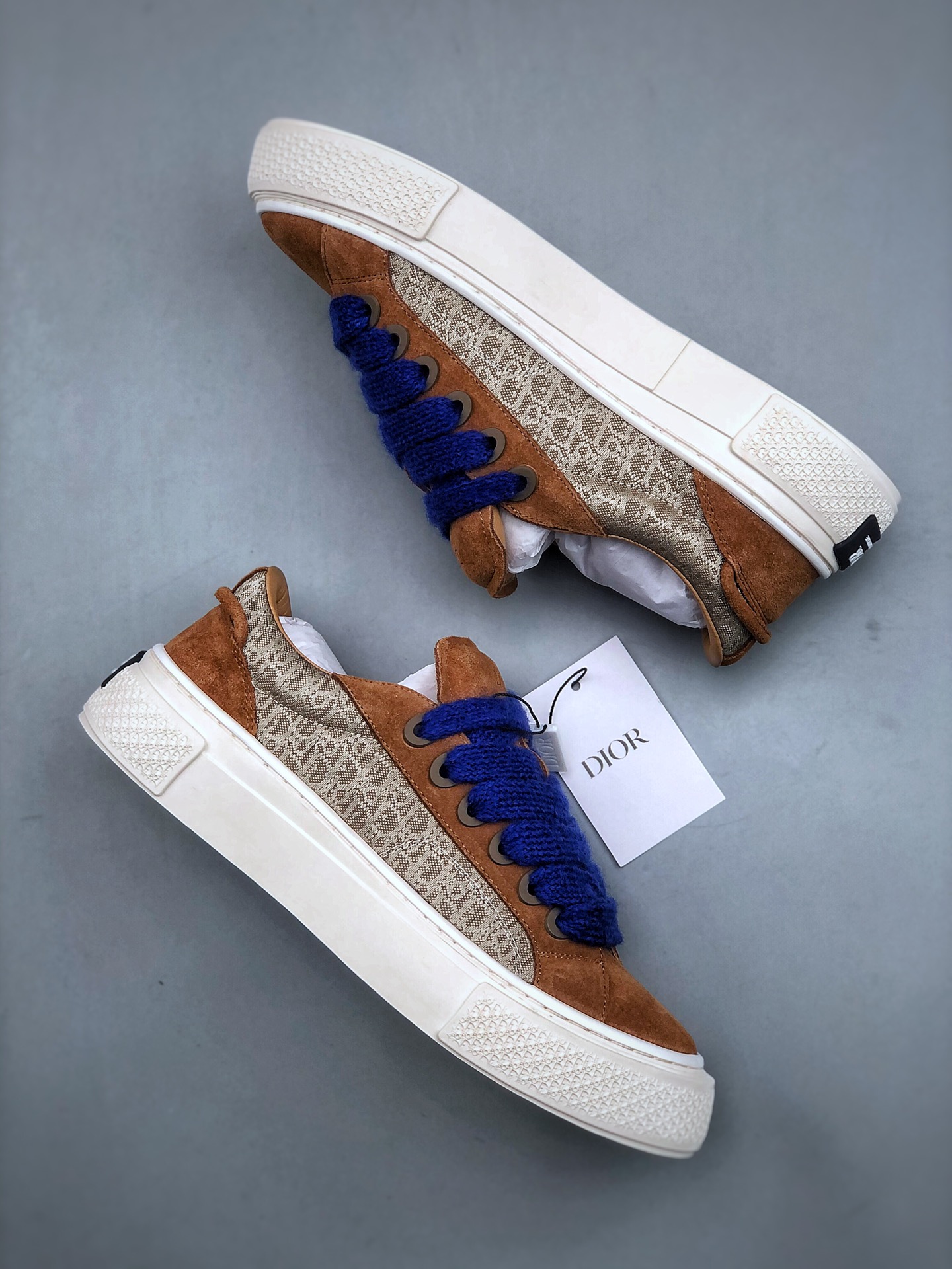 380 迪奥B33运动鞋2023秋季新品 广东纯原版本 右脚后跟鞋底嵌入芯片感应