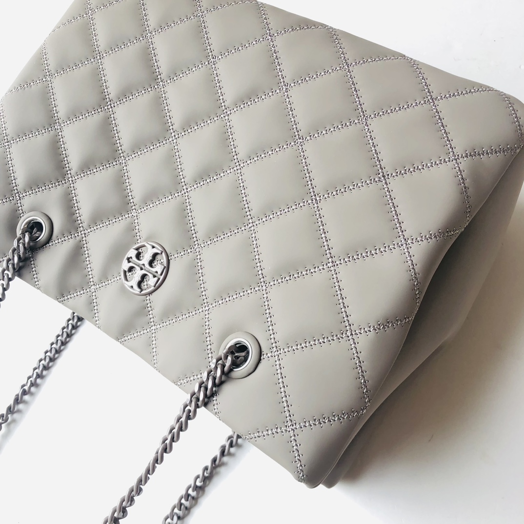 Stylish Imported Goat Skin Handbag with Magnetic Button and Multiple Compartments - 图片 3