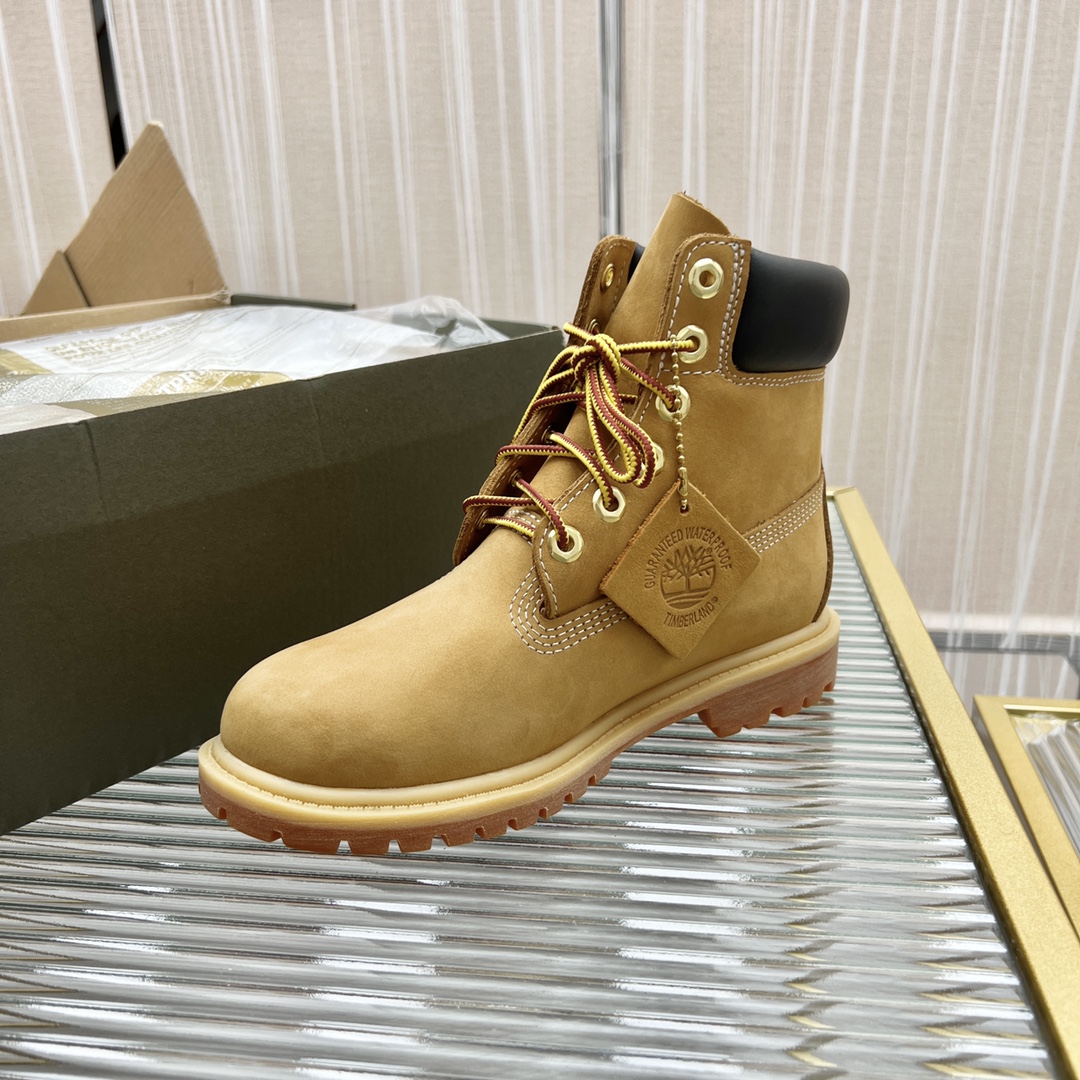 Industrial Gender Roles and Footwear Trends in Timberland’s 2022 Collection - 图片 3