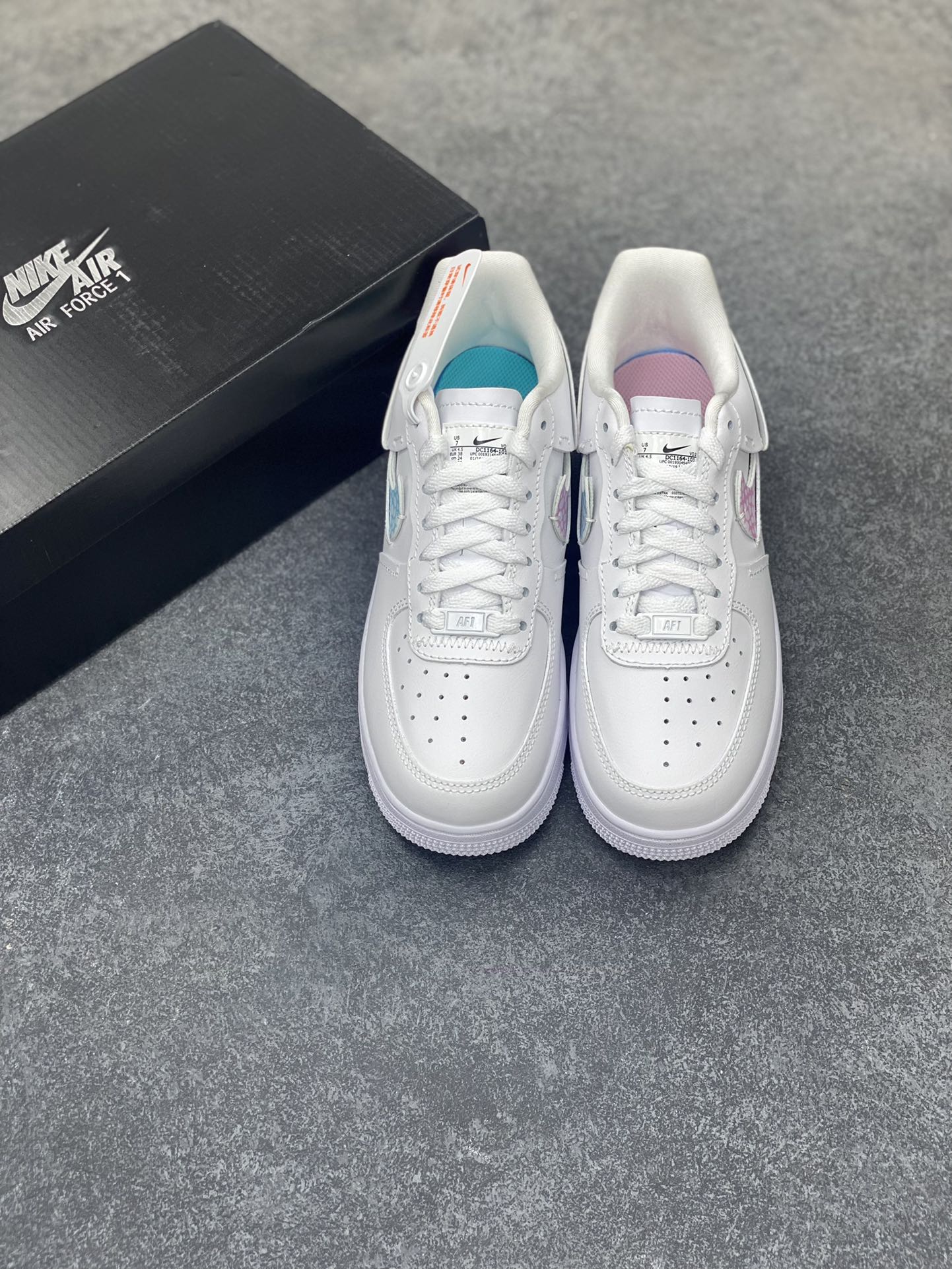 图片[8]-福利特价 全掌气垫🔥 NK Air Force 1 空军一号 断勾 原楦头原纸板 打造纯正空军版型#专注外贸渠道 全掌内置蜂窝气垫 #原盒配件 原厂中底钢印、拉帮完美 货号：DC1164-101 尺码：36 36.5 37.5 38 38.5 39 40 40.5 41 42 42.5 43 44 44.5 45-选品中心