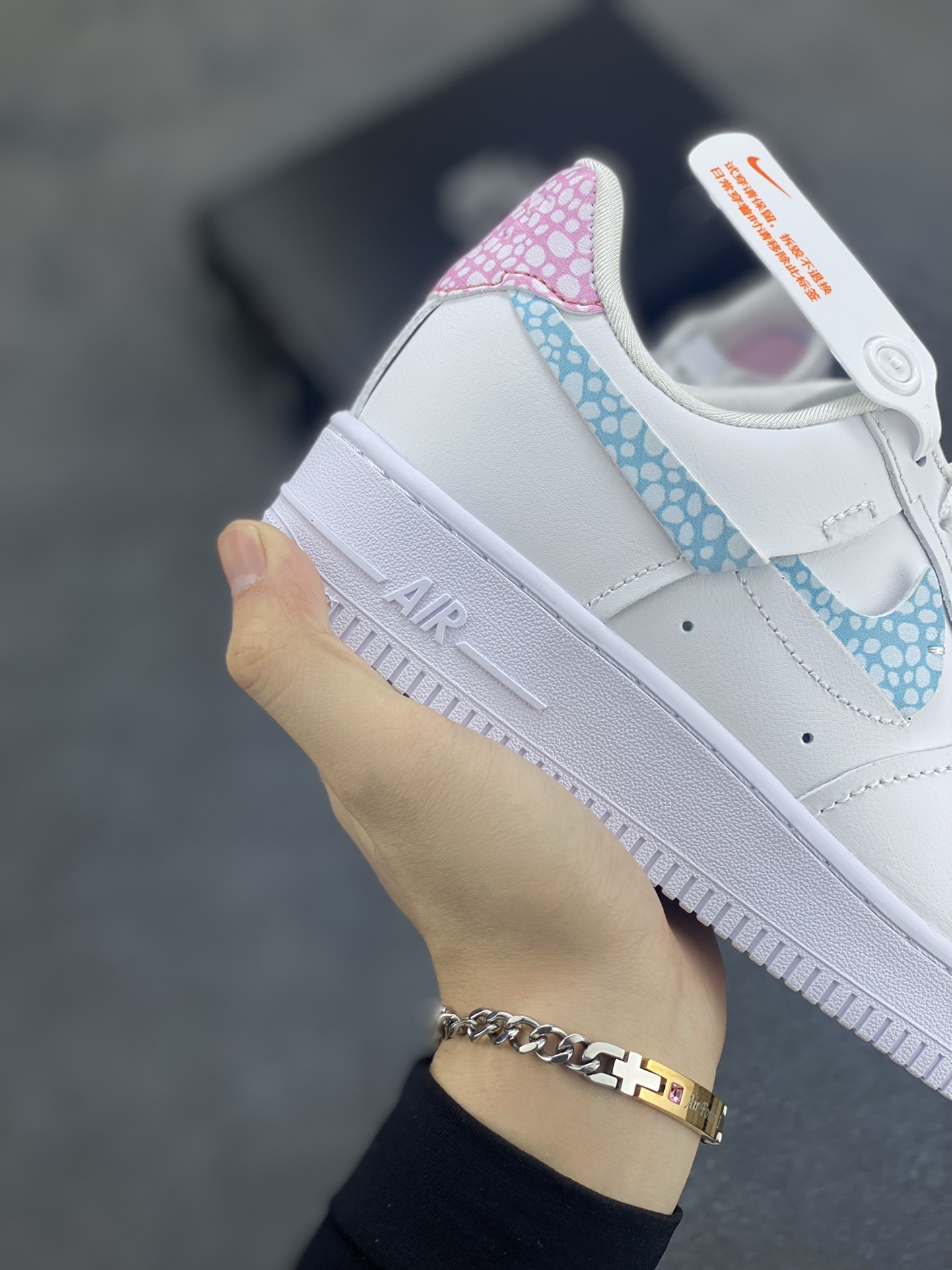 图片[6]-福利特价 全掌气垫🔥 NK Air Force 1 空军一号 断勾 原楦头原纸板 打造纯正空军版型#专注外贸渠道 全掌内置蜂窝气垫 #原盒配件 原厂中底钢印、拉帮完美 货号：DC1164-101 尺码：36 36.5 37.5 38 38.5 39 40 40.5 41 42 42.5 43 44 44.5 45-选品中心