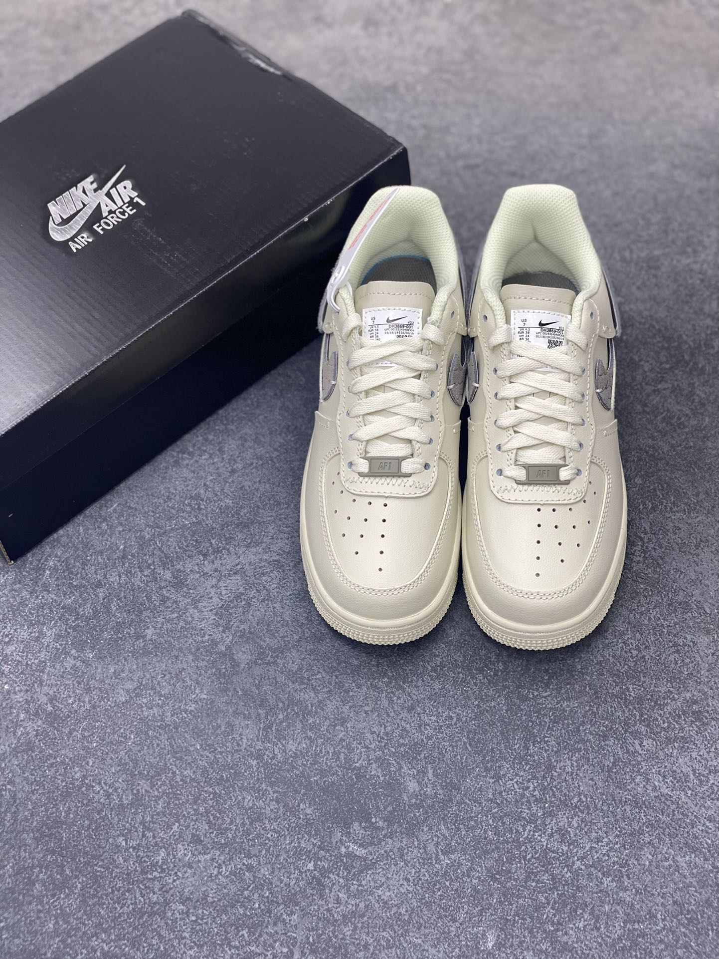 图片[8]-福利特价 全掌气垫🔥 NK Air Force 1 空军一号 断勾 原楦头原纸板 打造纯正空军版型#专注外贸渠道 全掌内置蜂窝气垫 #原盒配件 原厂中底钢印、拉帮完美 货号：DH3869-001 尺码：36 36.5 37.5 38 38.5 39 40 40.5 41 42 42.5 43 44 44.5 45-选品中心