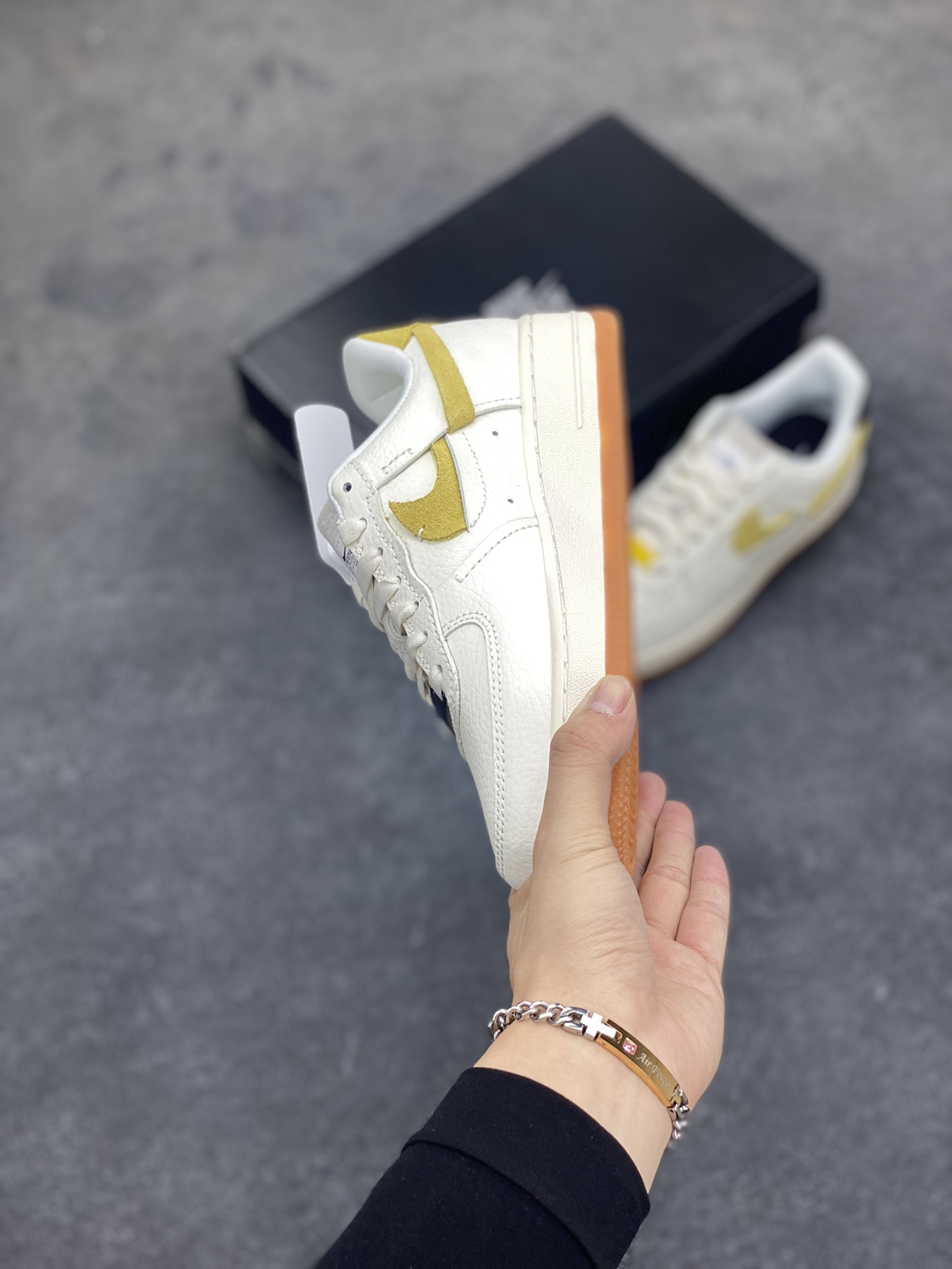 图片[3]-福利特价 全掌气垫🔥 NK Air Force 1 空军一号 断勾 原楦头原纸板 打造纯正空军版型#专注外贸渠道 全掌内置蜂窝气垫 #原盒配件 原厂中底钢印、拉帮完美 货号：DV0740-101 尺码：36 36.5 37.5 38 38.5 39 40 40.5 41 42 42.5 43 44 44.5 45-选品中心