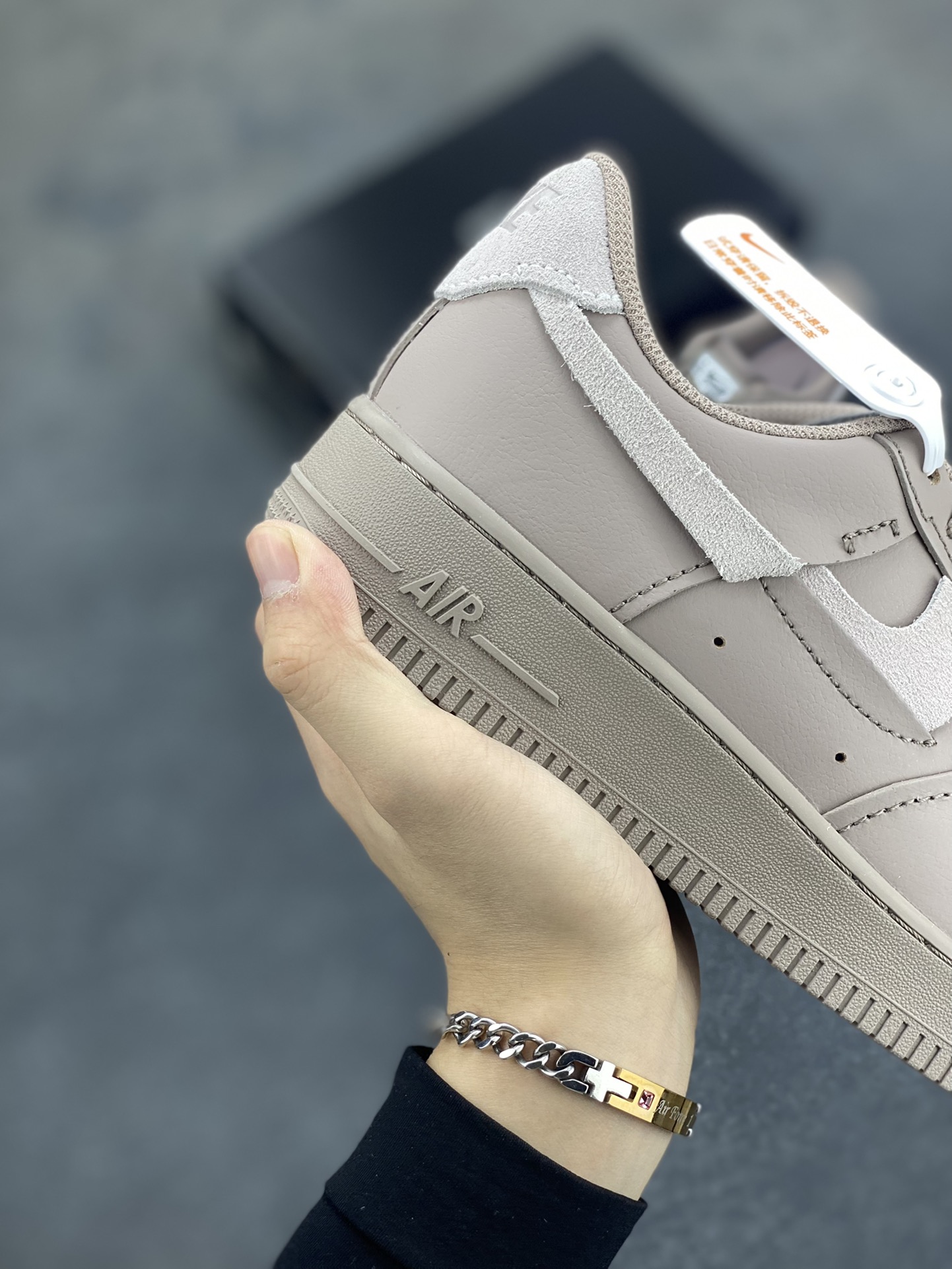 图片[6]-福利特价 全掌气垫🔥 NK Air Force 1 空军一号 断勾 原楦头原纸板 打造纯正空军版型#专注外贸渠道 全掌内置蜂窝气垫 #原盒配件 原厂中底钢印、拉帮完美 货号：DH2869-200 尺码：36 36.5 37.5 38 38.5 39 40 40.5 41 42 42.5 43 44 44.5 45-选品中心